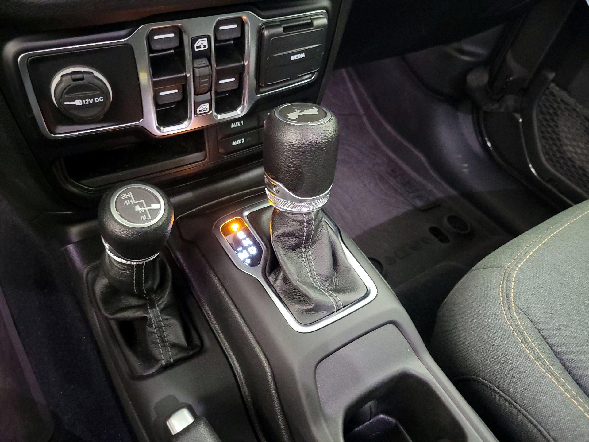 Thumbnail: 2024 Jeep Wrangler - 17