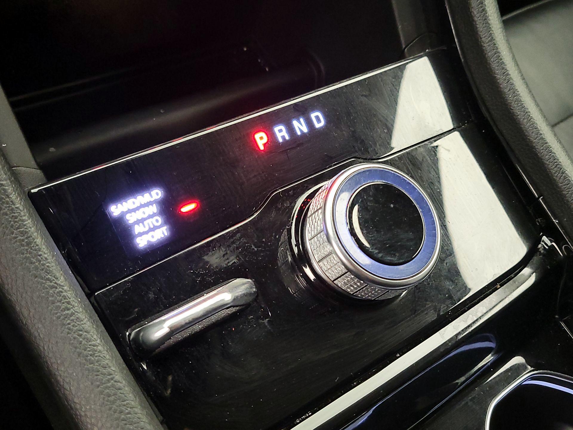 Thumbnail: 2023 Jeep Grand Cherokee - 18