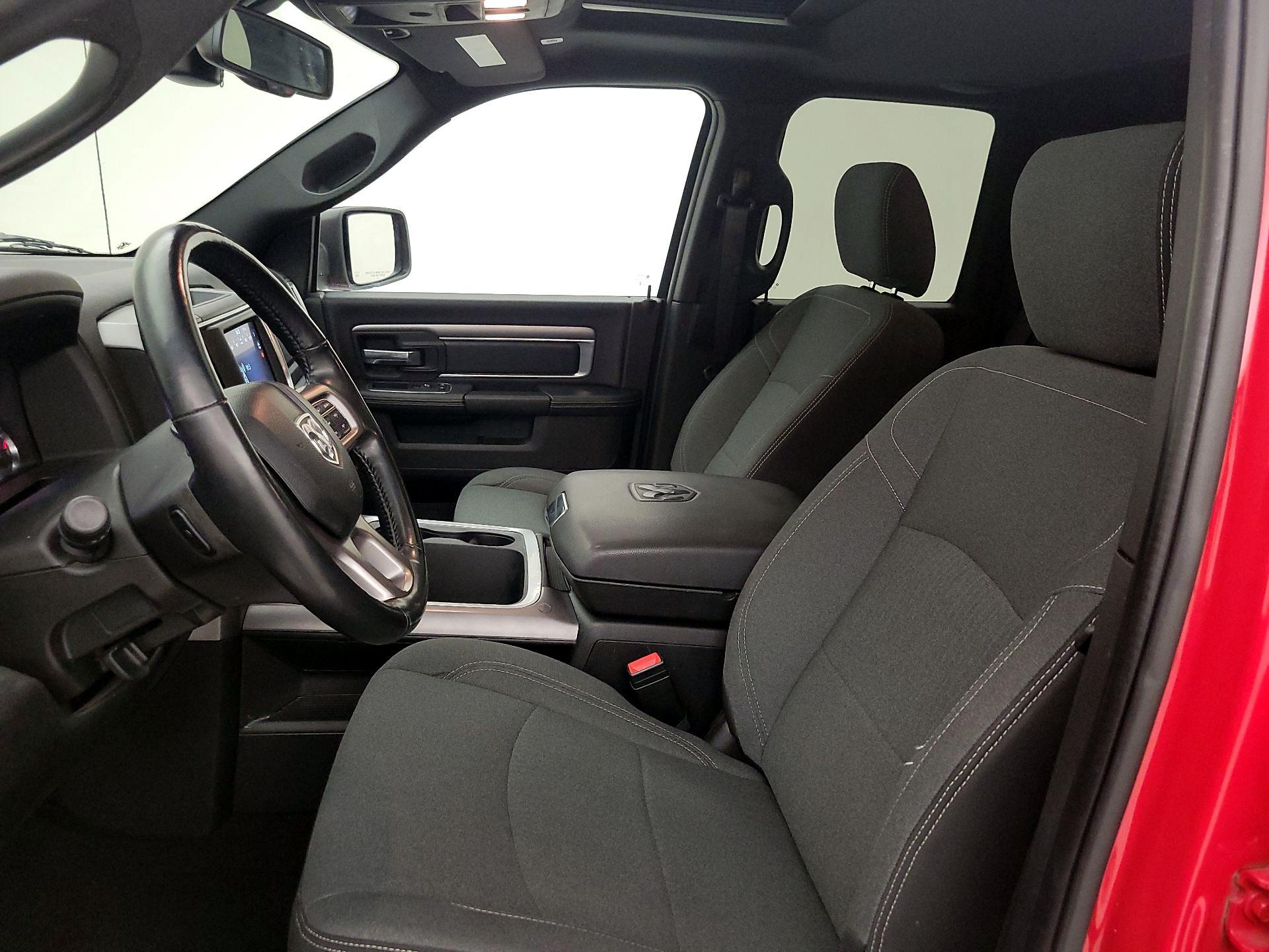 Thumbnail: 2022 RAM 1500 Classic - 11