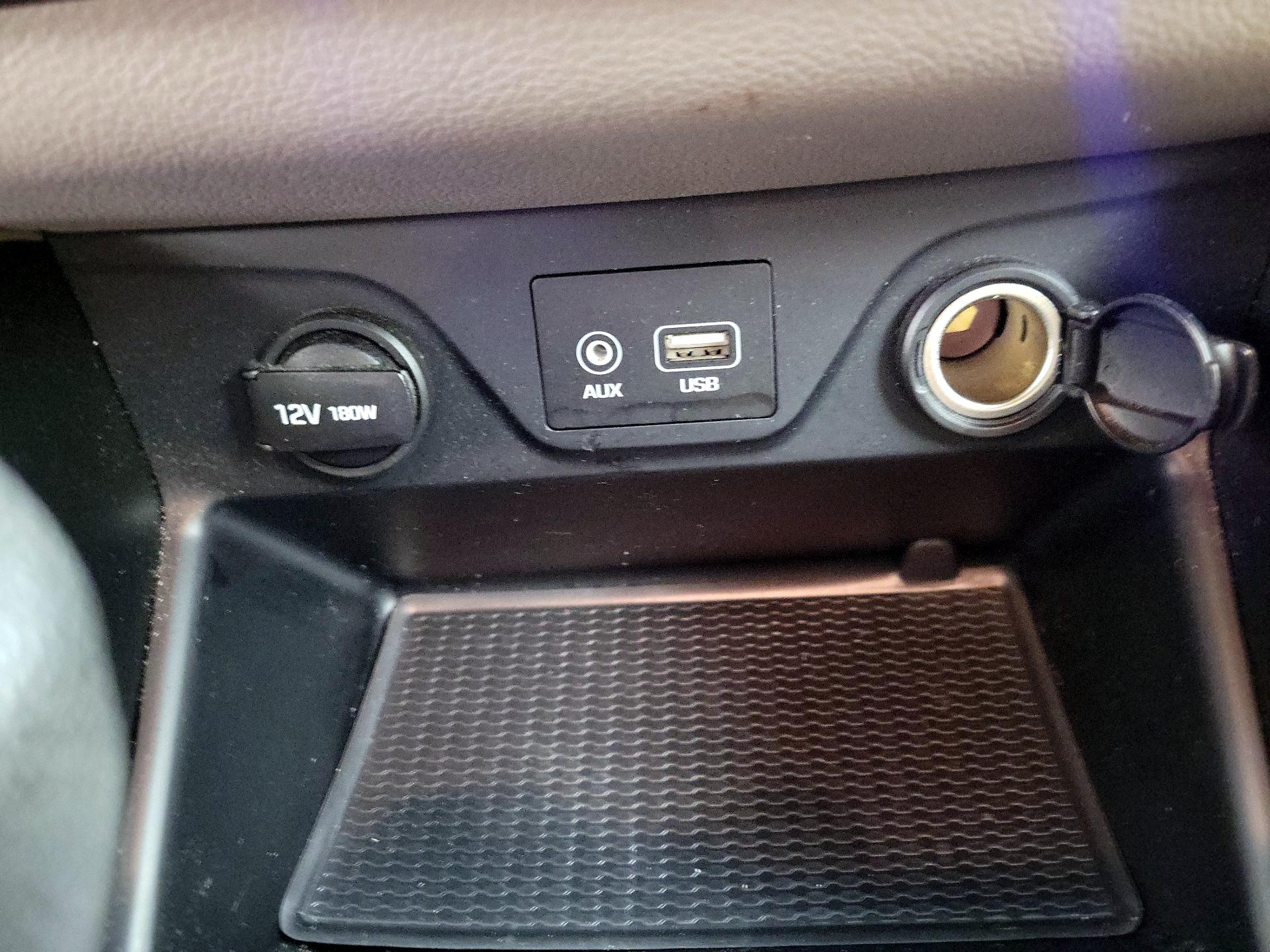 Thumbnail: 2019 Hyundai Tucson - 18