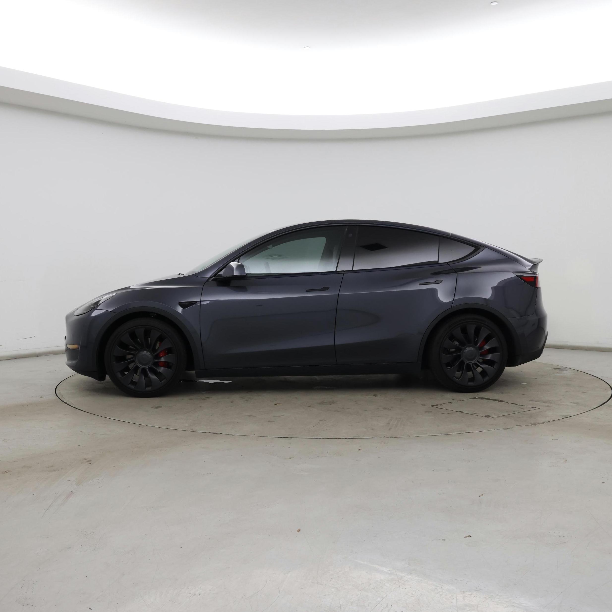 Thumbnail: 2022 Tesla Model Y - 3