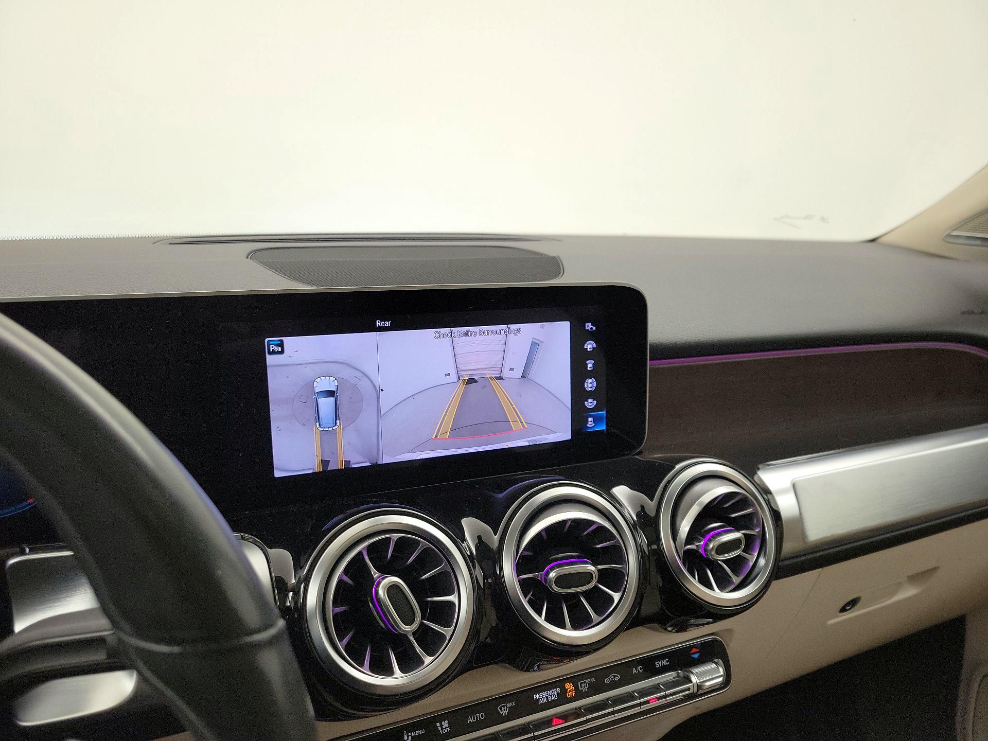 Thumbnail: 2020 Mercedes-Benz GLB - 14