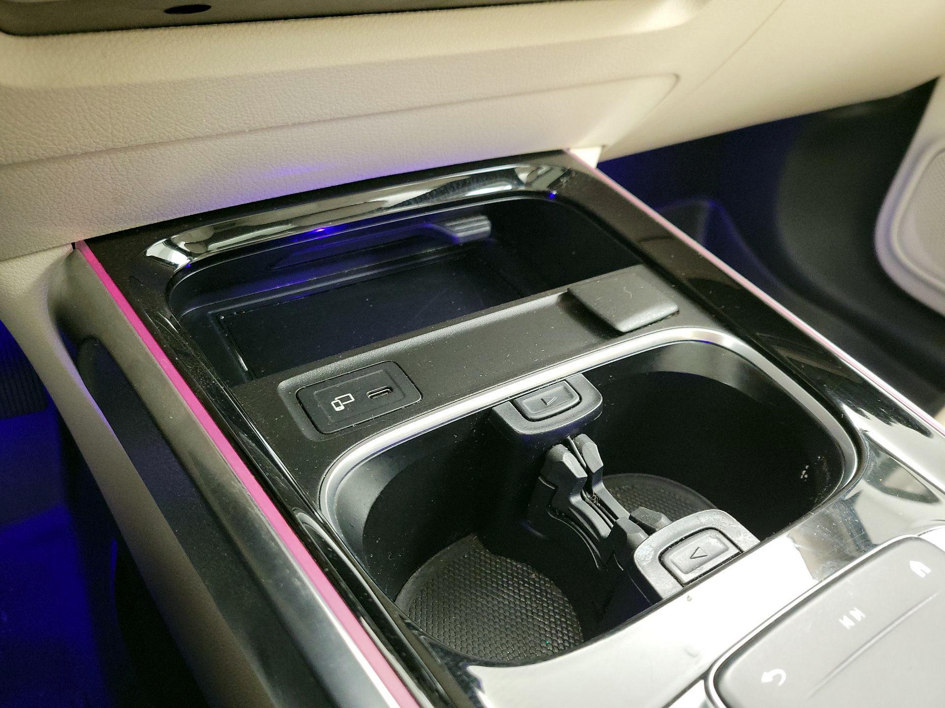 Thumbnail: 2020 Mercedes-Benz GLB - 18