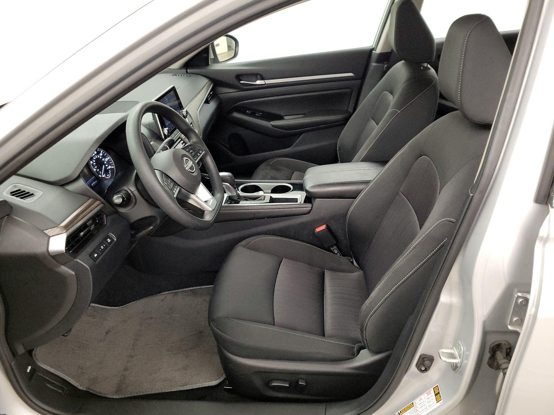 Thumbnail: 2023 Nissan Altima - 11