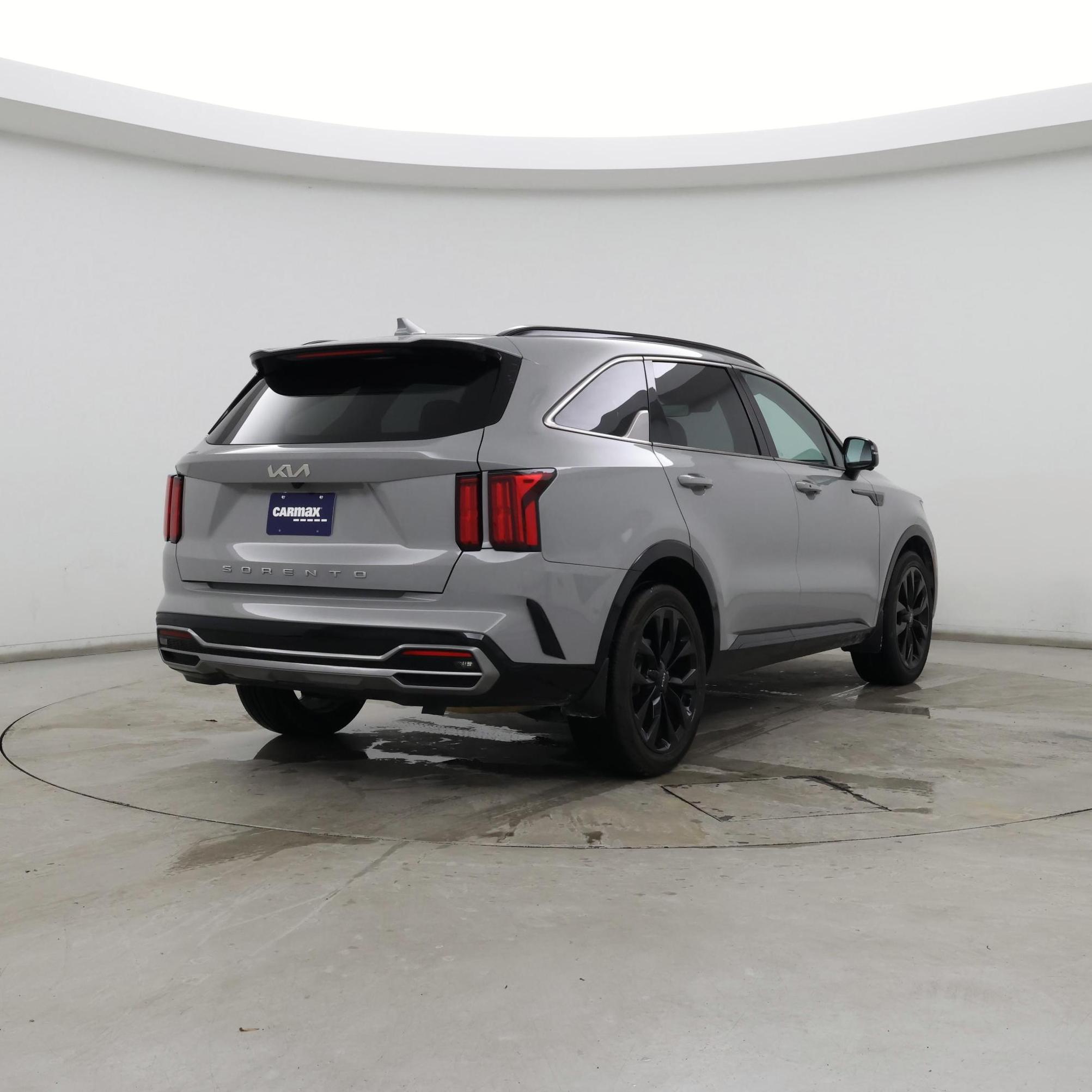 Thumbnail: 2022 Kia Sorento - 8