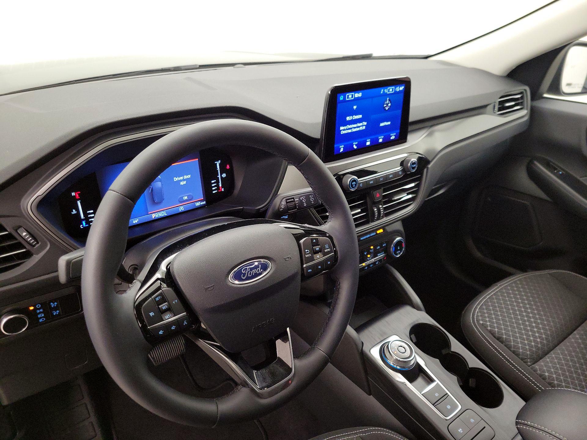 Thumbnail: 2023 Ford Escape - 9