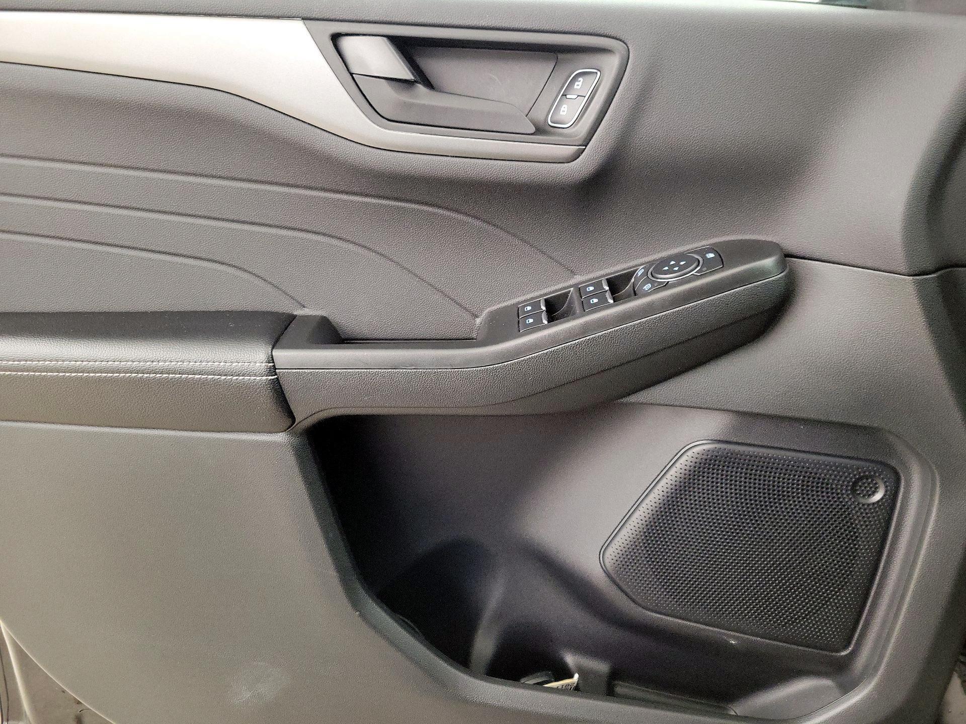 Thumbnail: 2023 Ford Escape - 12