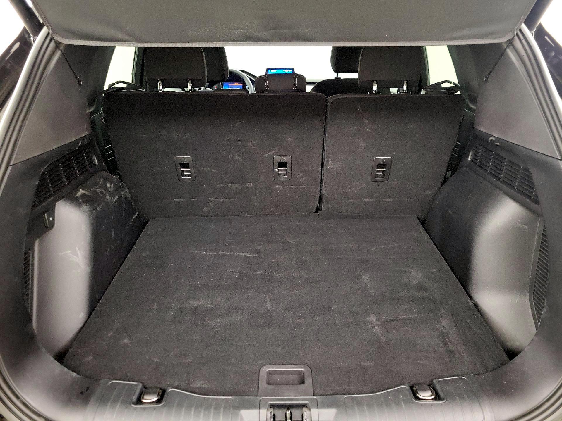 Thumbnail: 2023 Ford Escape - 20