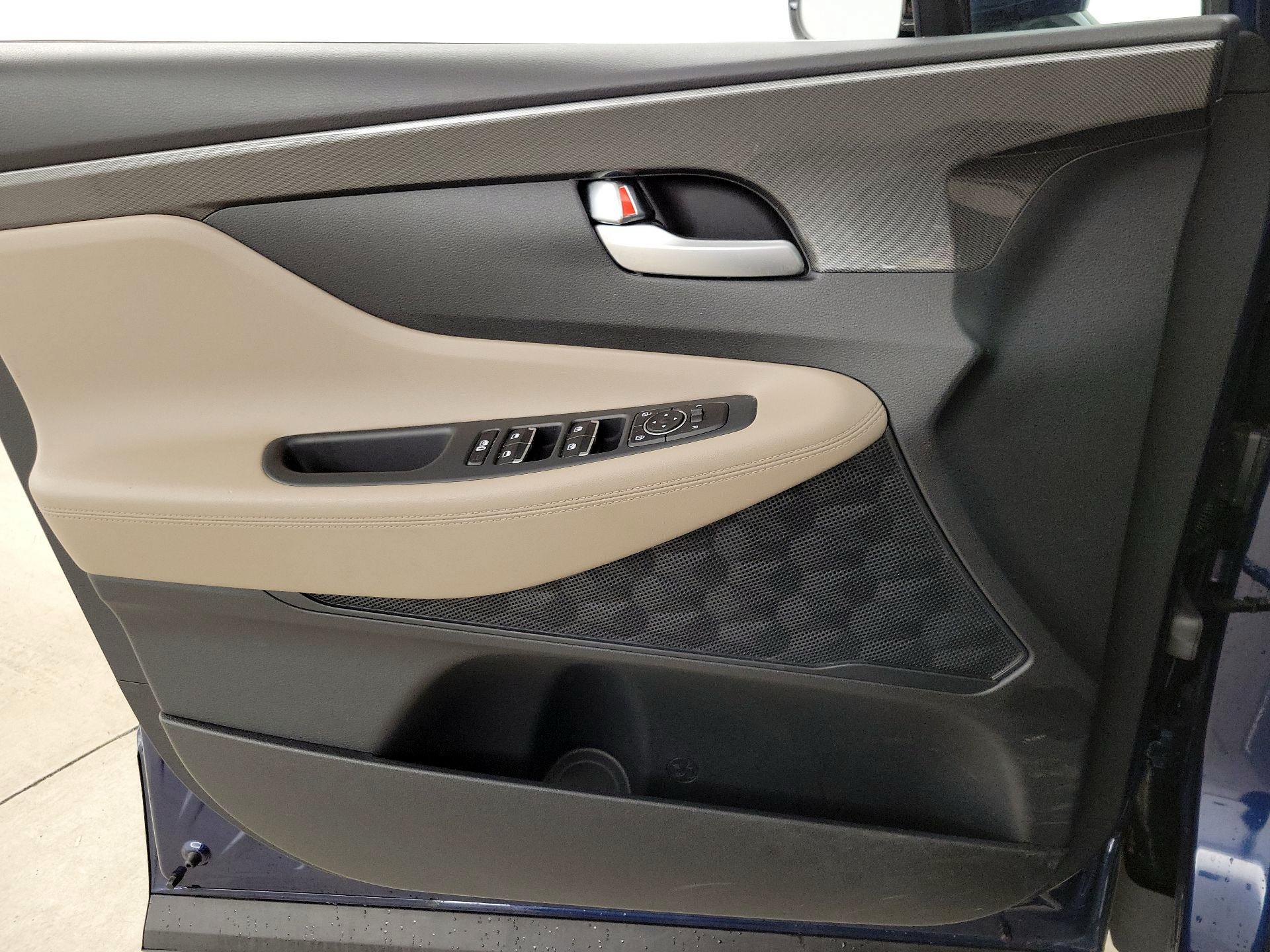 Thumbnail: 2023 Hyundai Santa Fe - 12