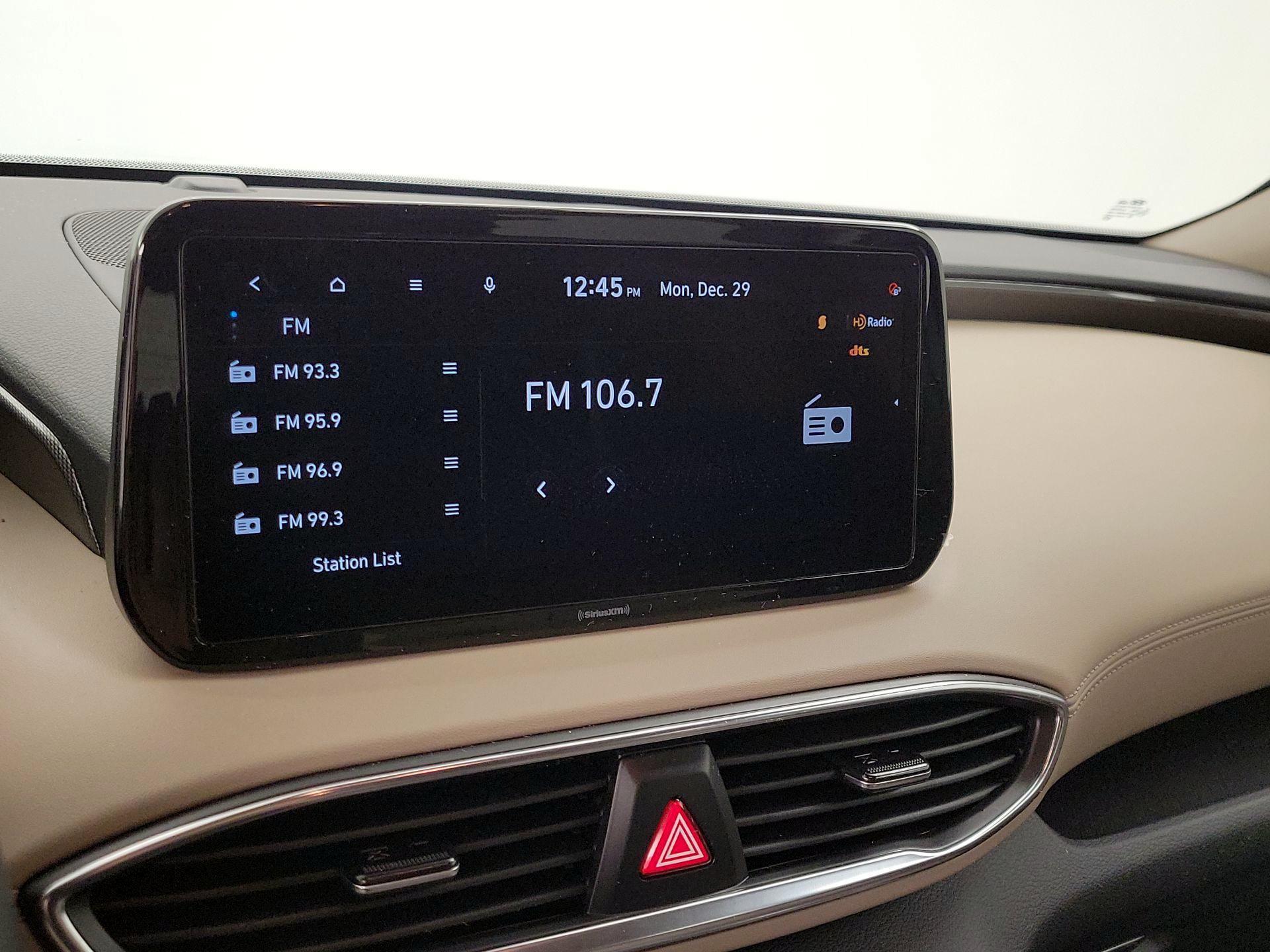 Thumbnail: 2023 Hyundai Santa Fe - 16