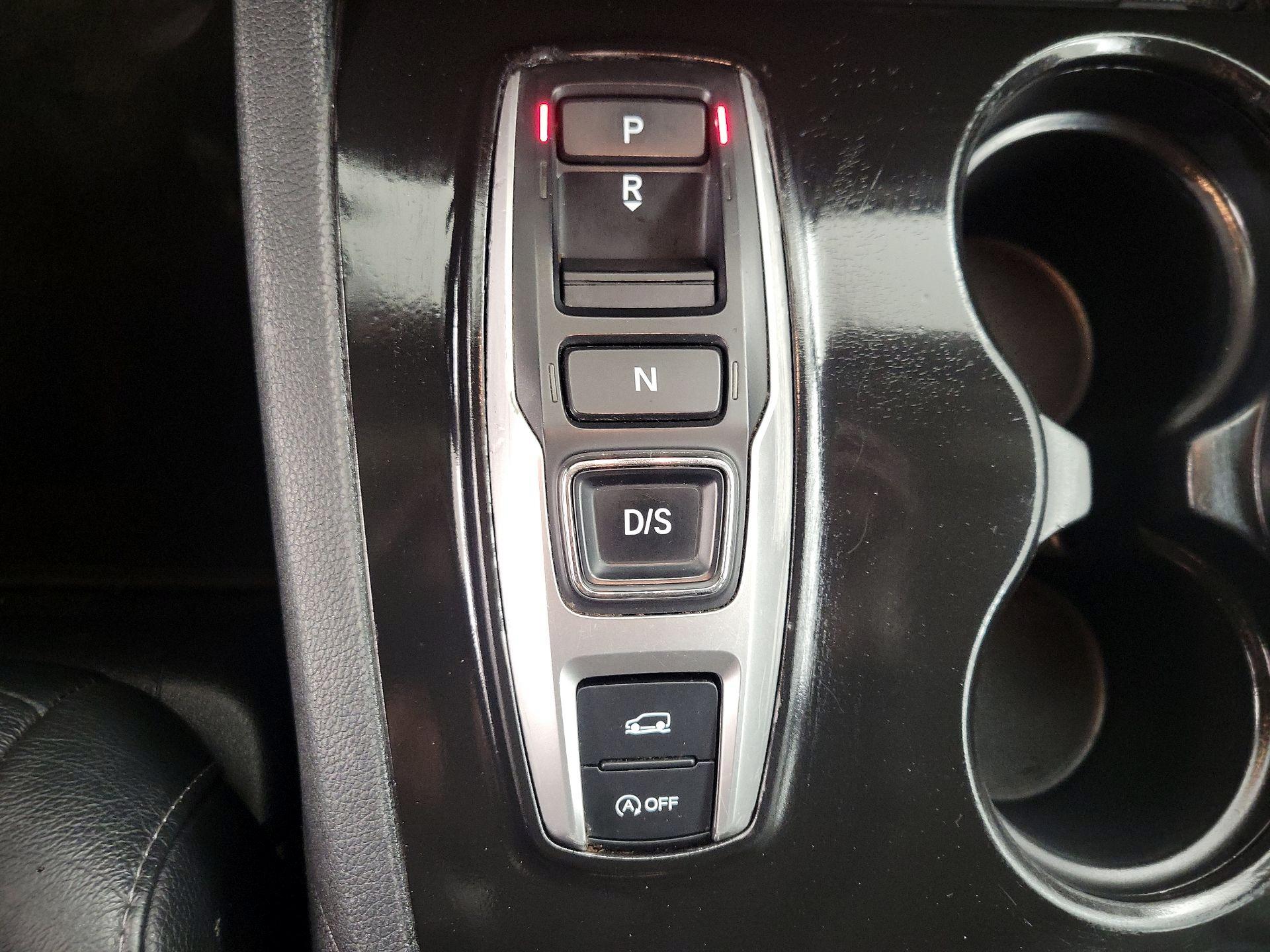 Thumbnail: 2022 Honda Pilot - 17