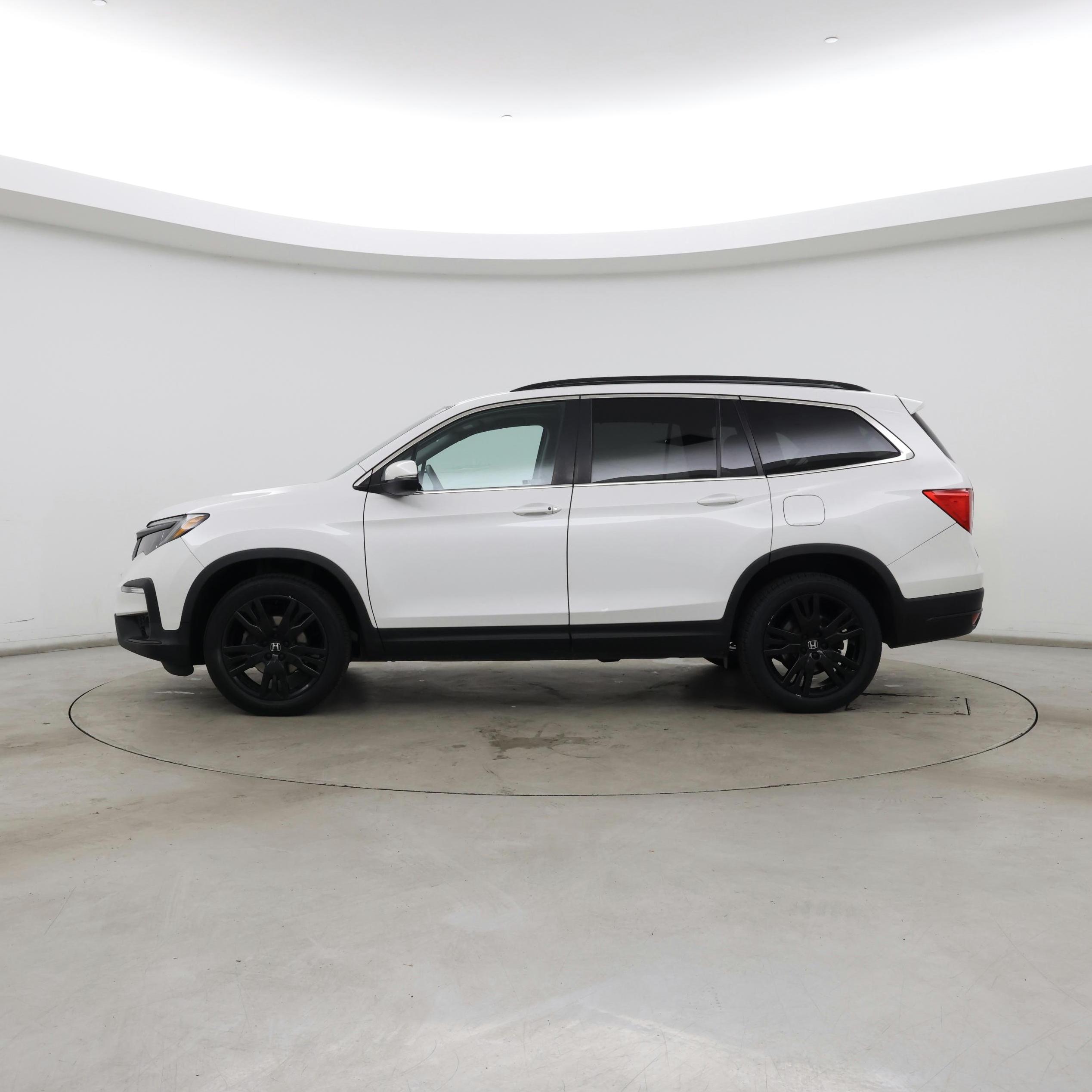 Thumbnail: 2022 Honda Pilot - 3