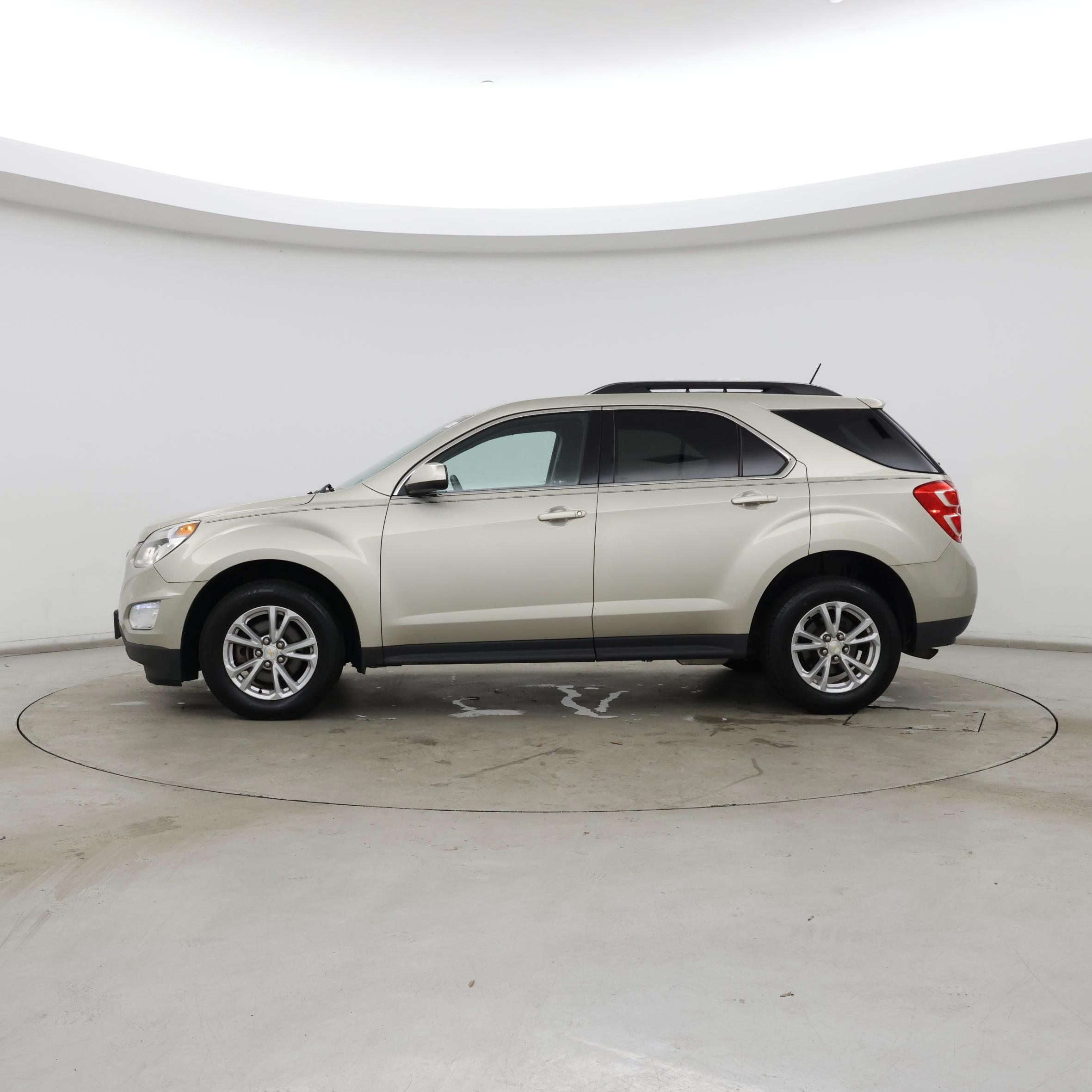 Thumbnail: 2016 Chevrolet Equinox - 3