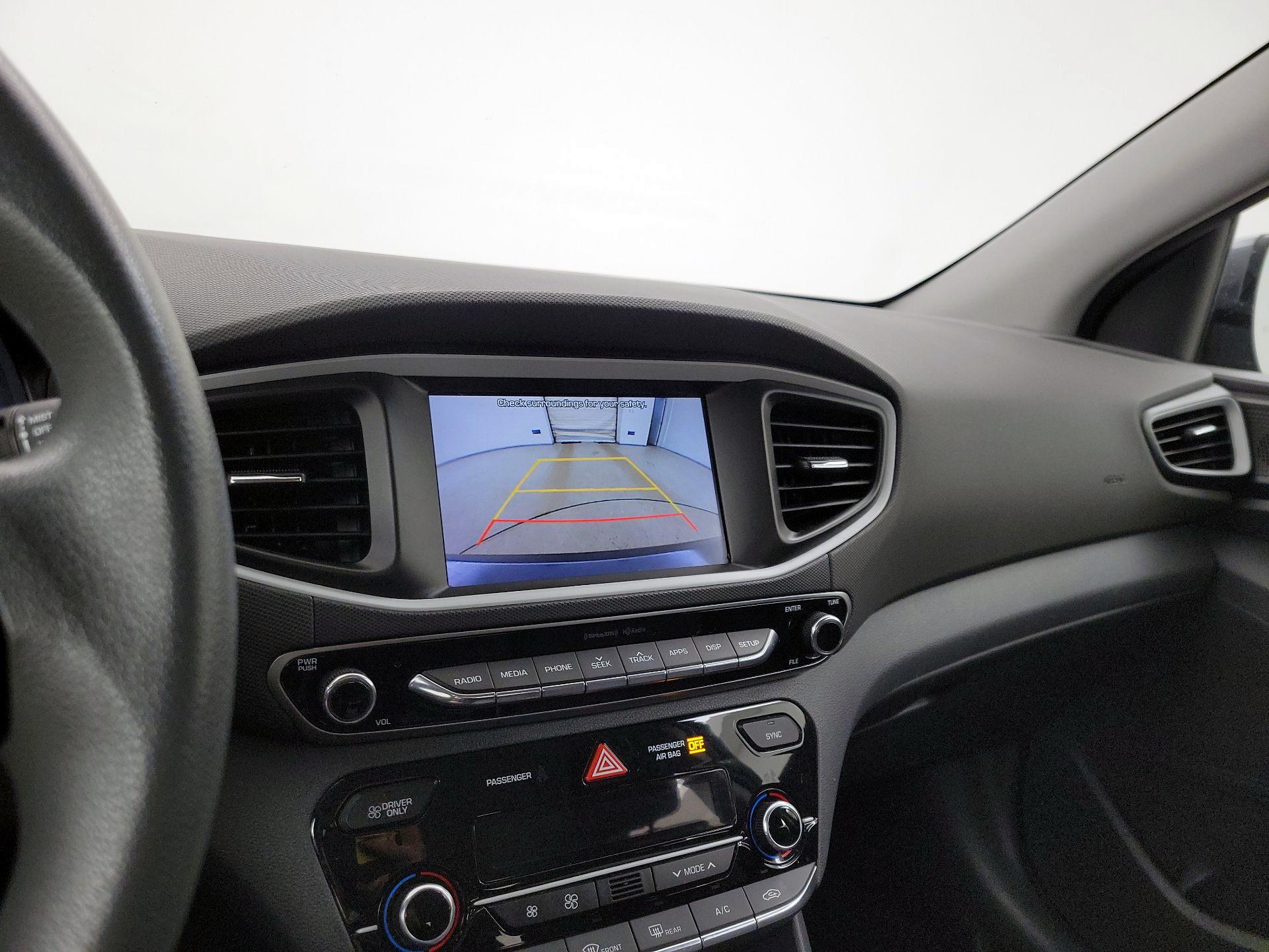 Thumbnail: 2019 Hyundai Ioniq - 14