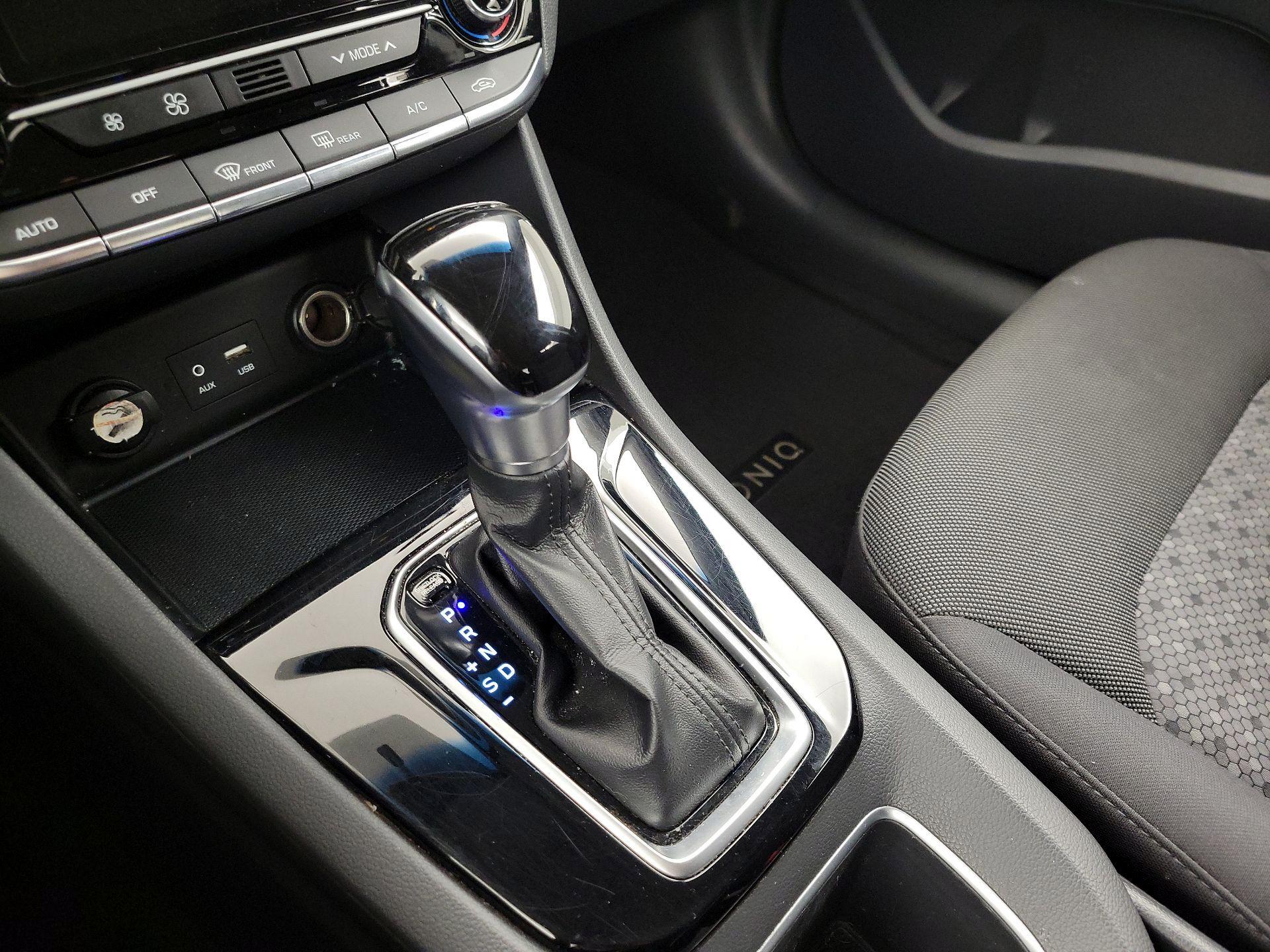 Thumbnail: 2019 Hyundai Ioniq - 17