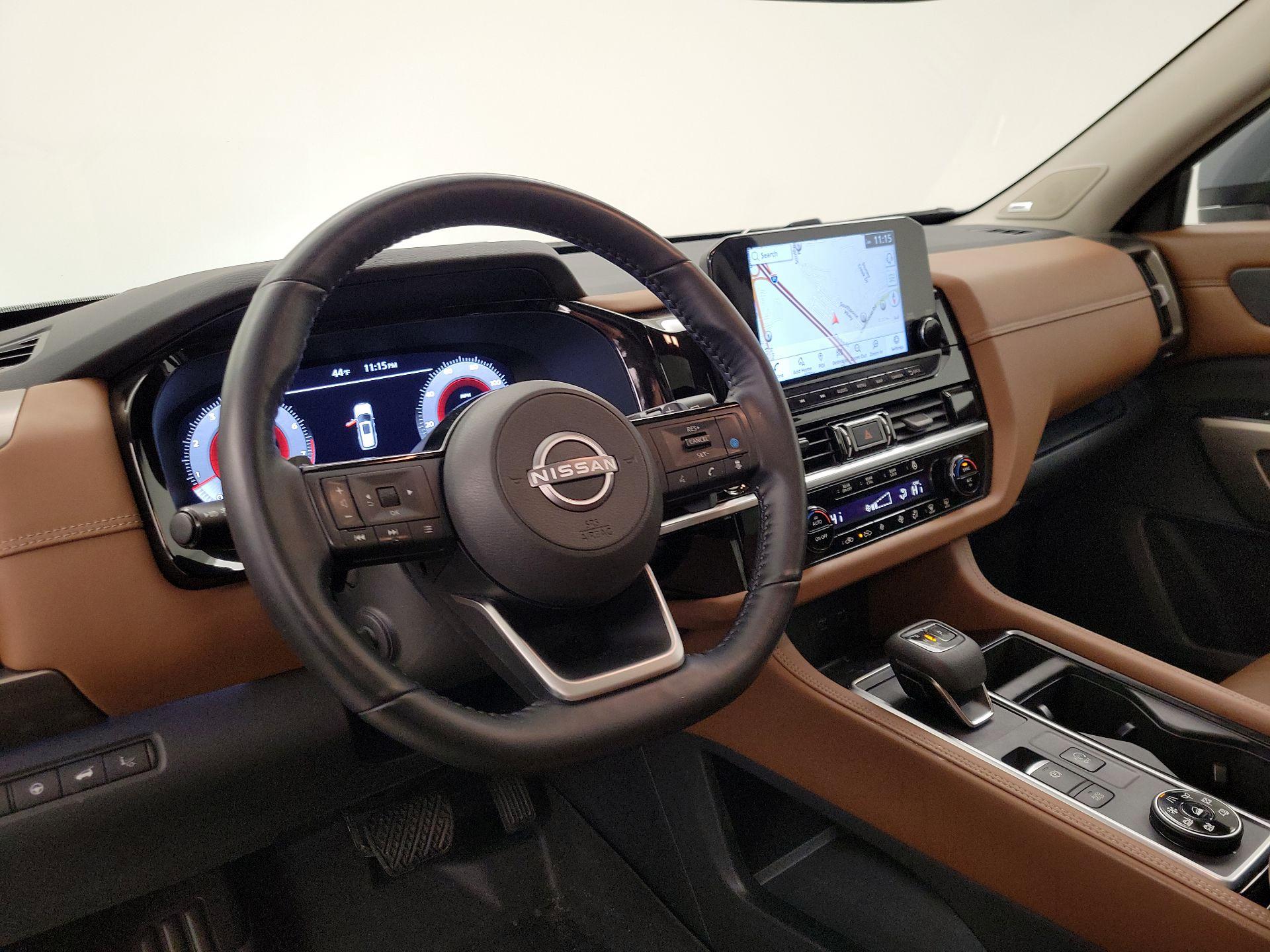 Thumbnail: 2022 Nissan Pathfinder - 9