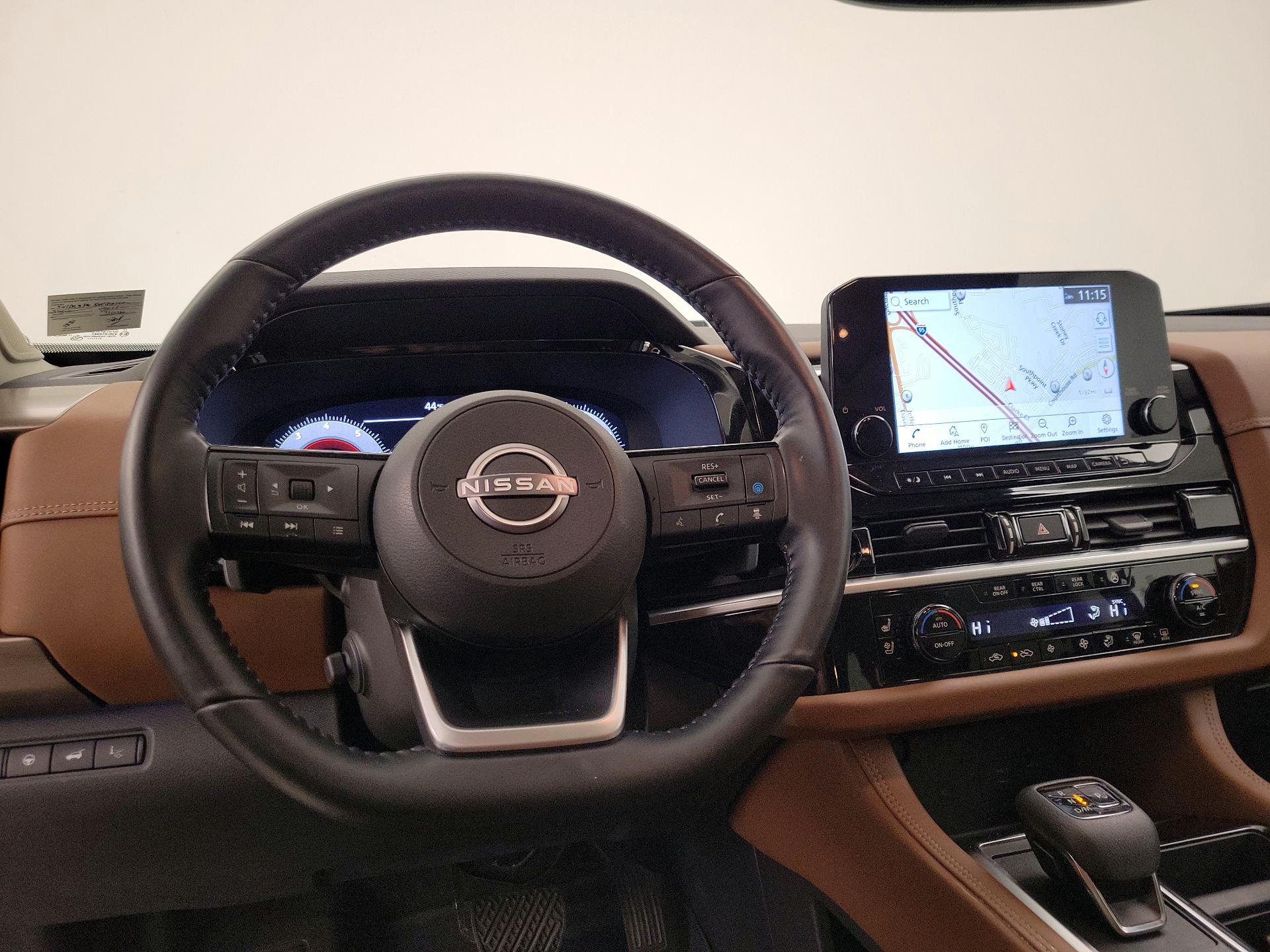 Thumbnail: 2022 Nissan Pathfinder - 10