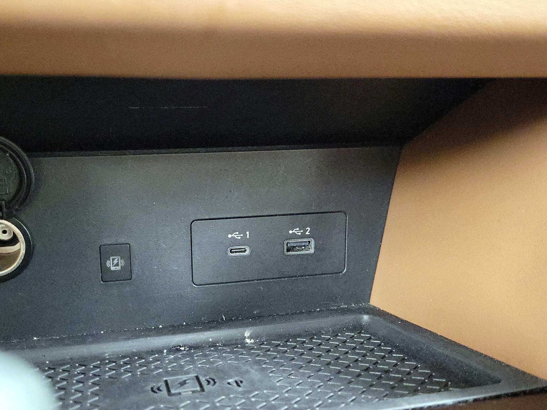 Thumbnail: 2022 Nissan Pathfinder - 19