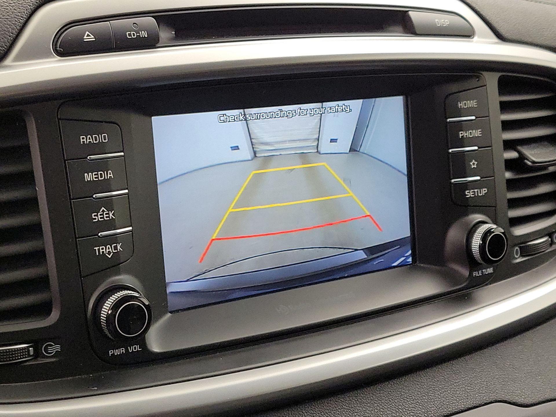 Thumbnail: 2019 Kia Sorento - 14