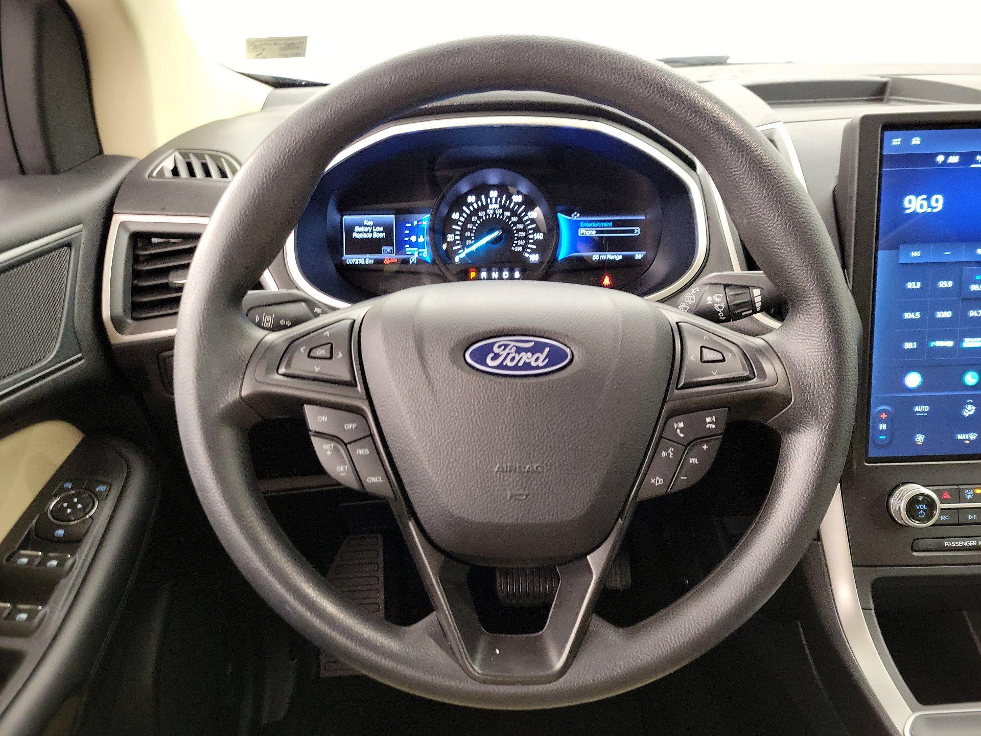 Thumbnail: 2021 Ford Edge - 10