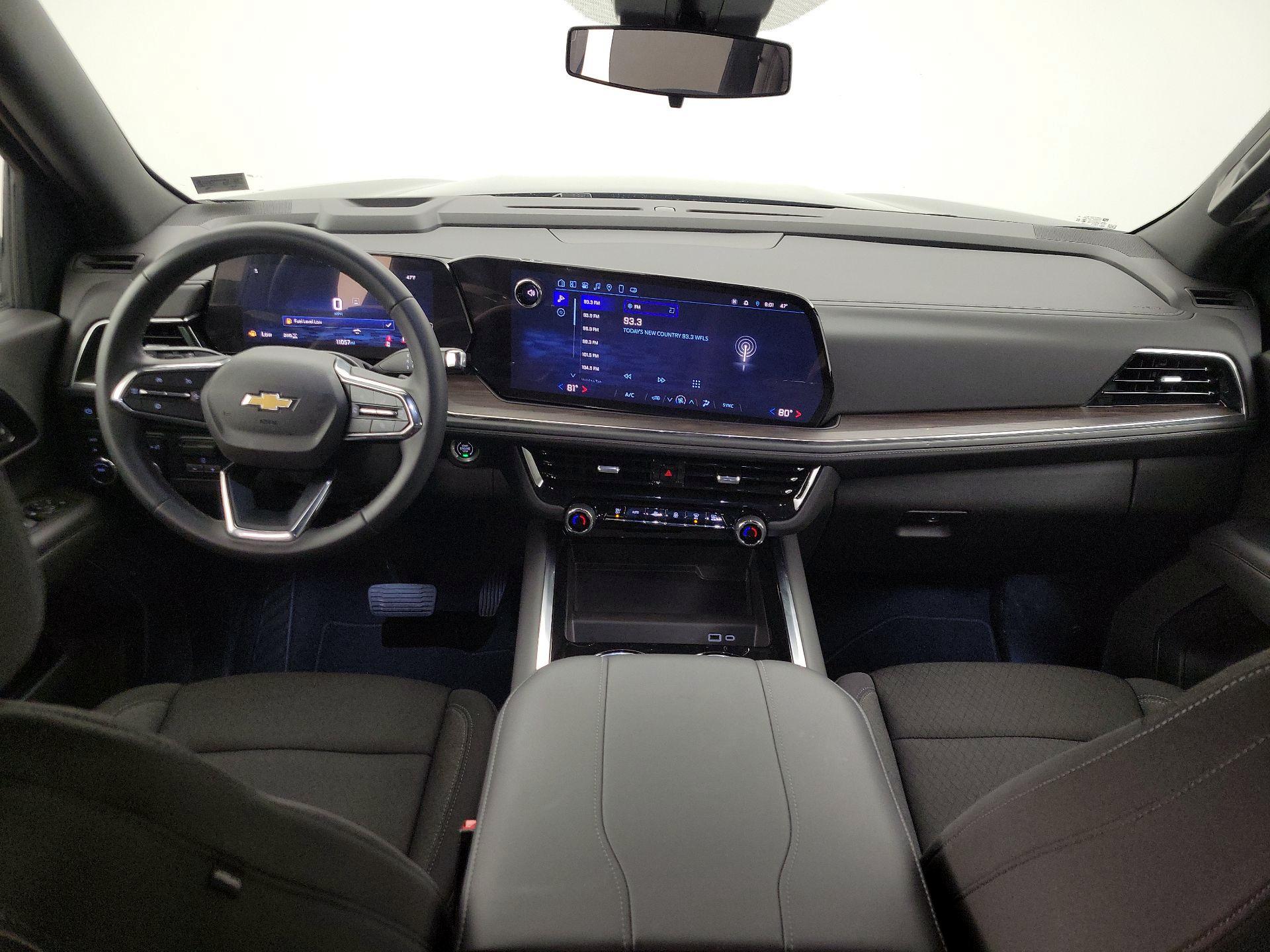 Thumbnail: 2025 Chevrolet Suburban - 9