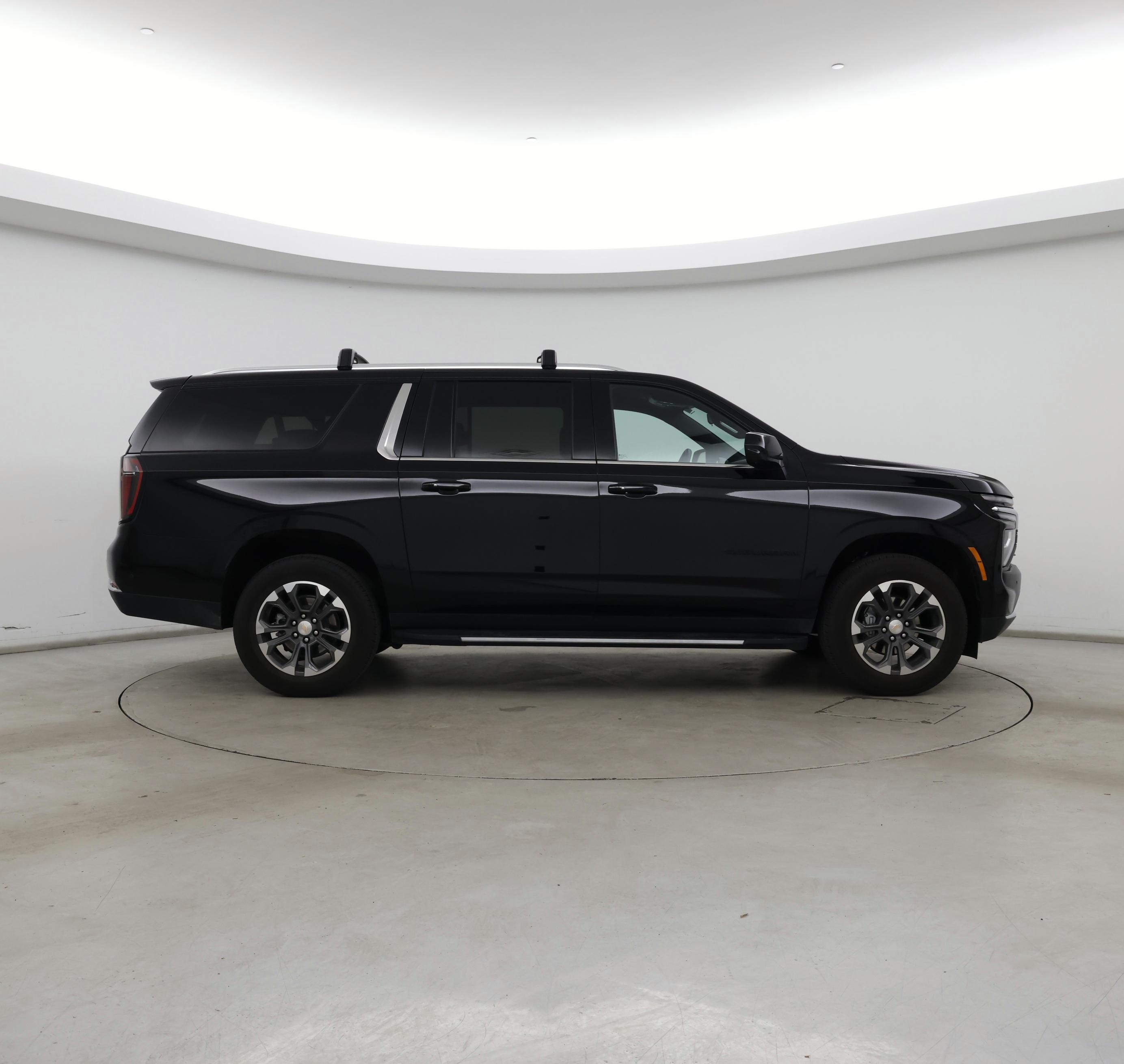 Thumbnail: 2025 Chevrolet Suburban - 7