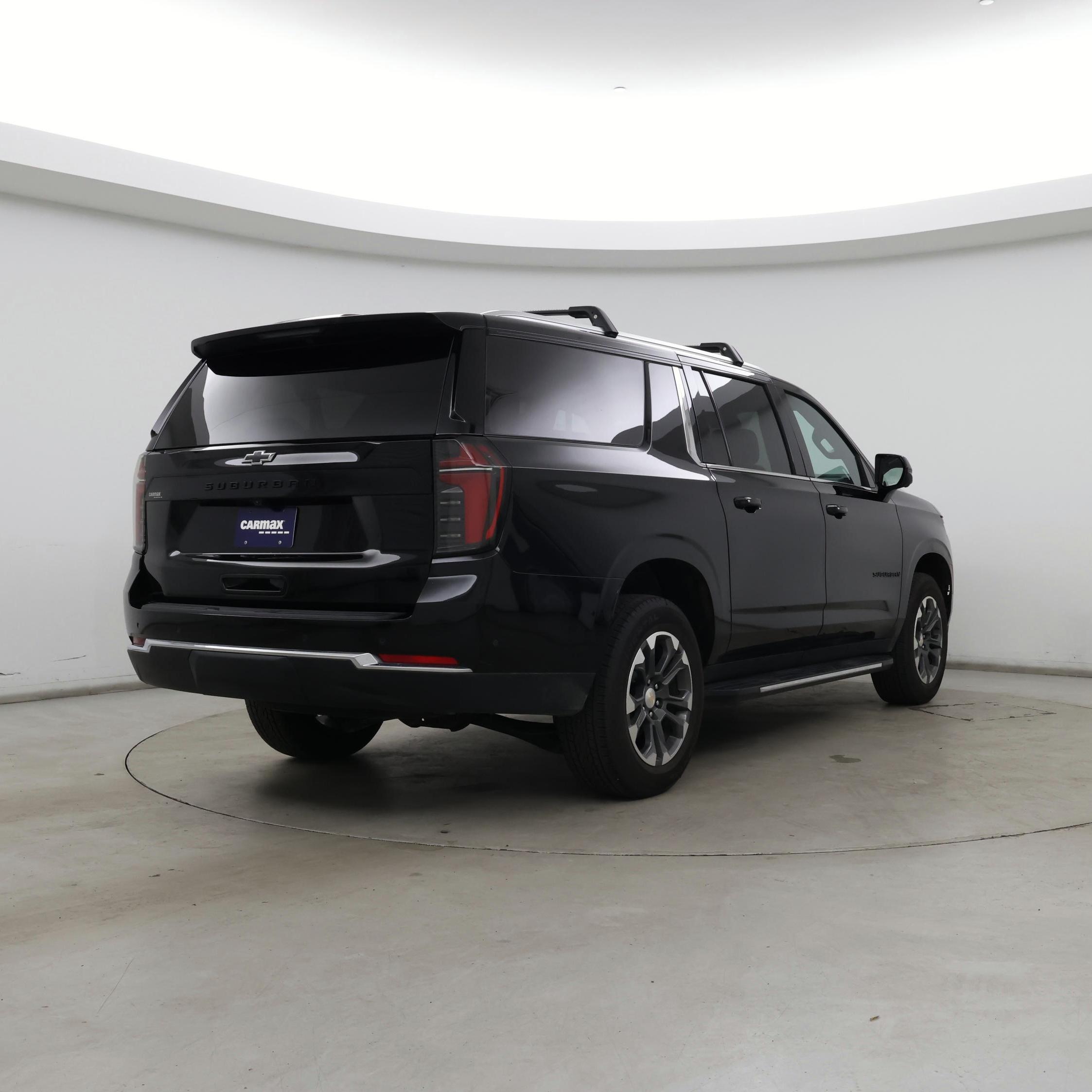 Thumbnail: 2025 Chevrolet Suburban - 8