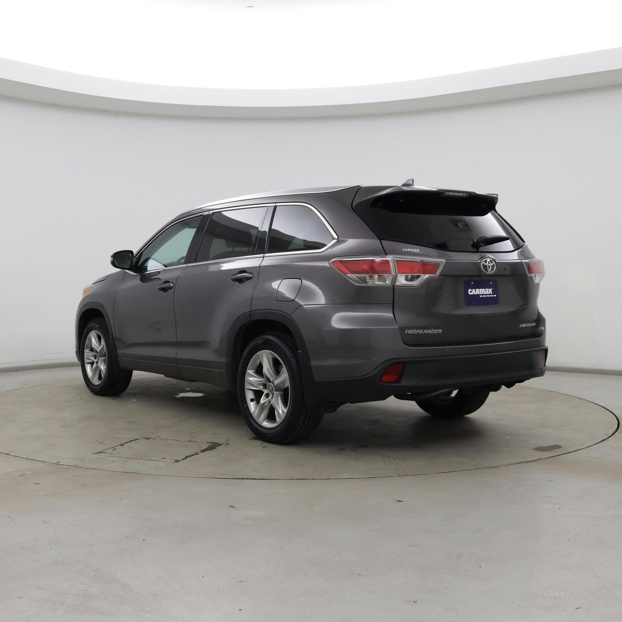 Thumbnail: 2016 Toyota Highlander - 2