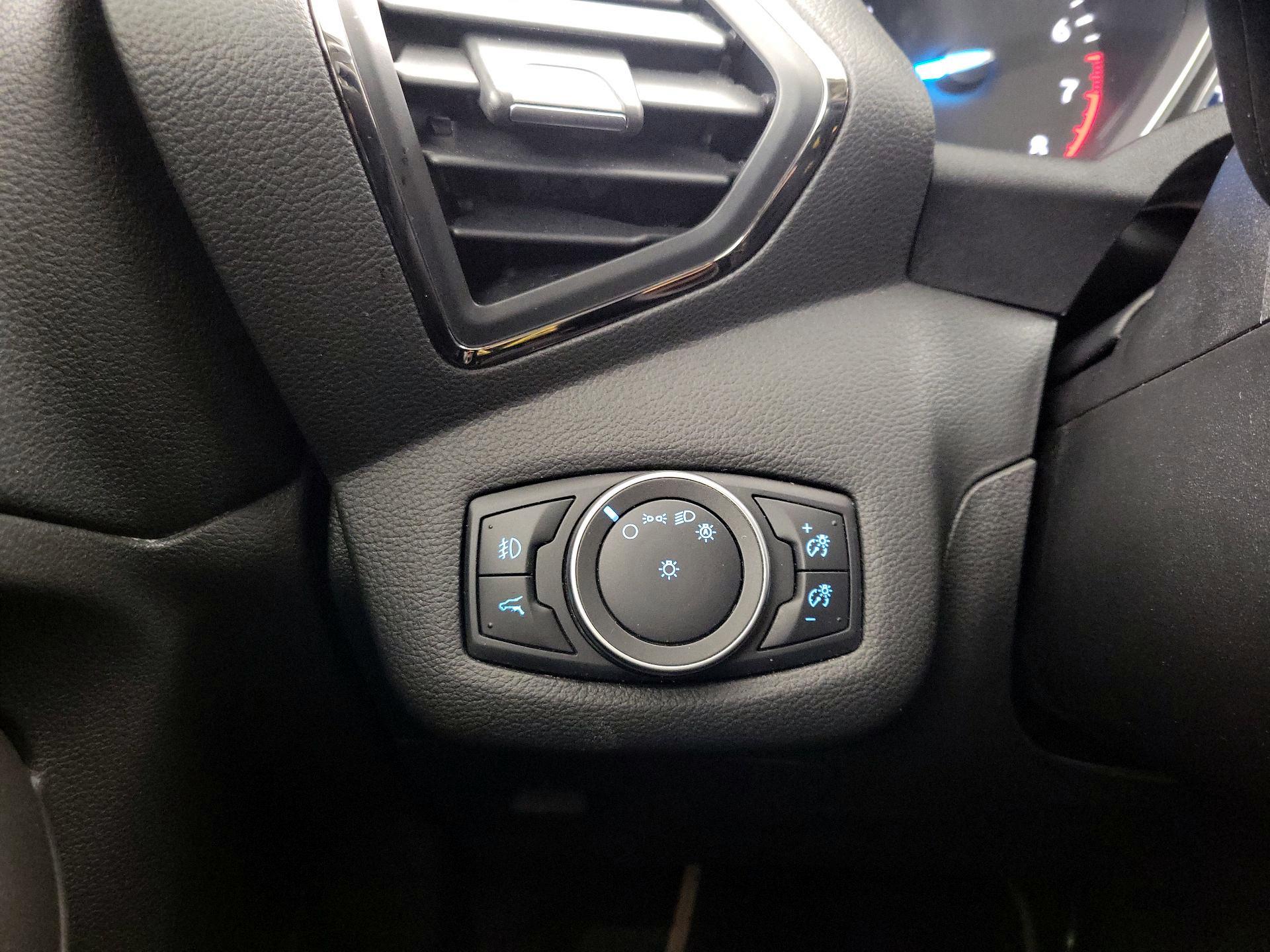 Thumbnail: 2018 Ford Escape - 13