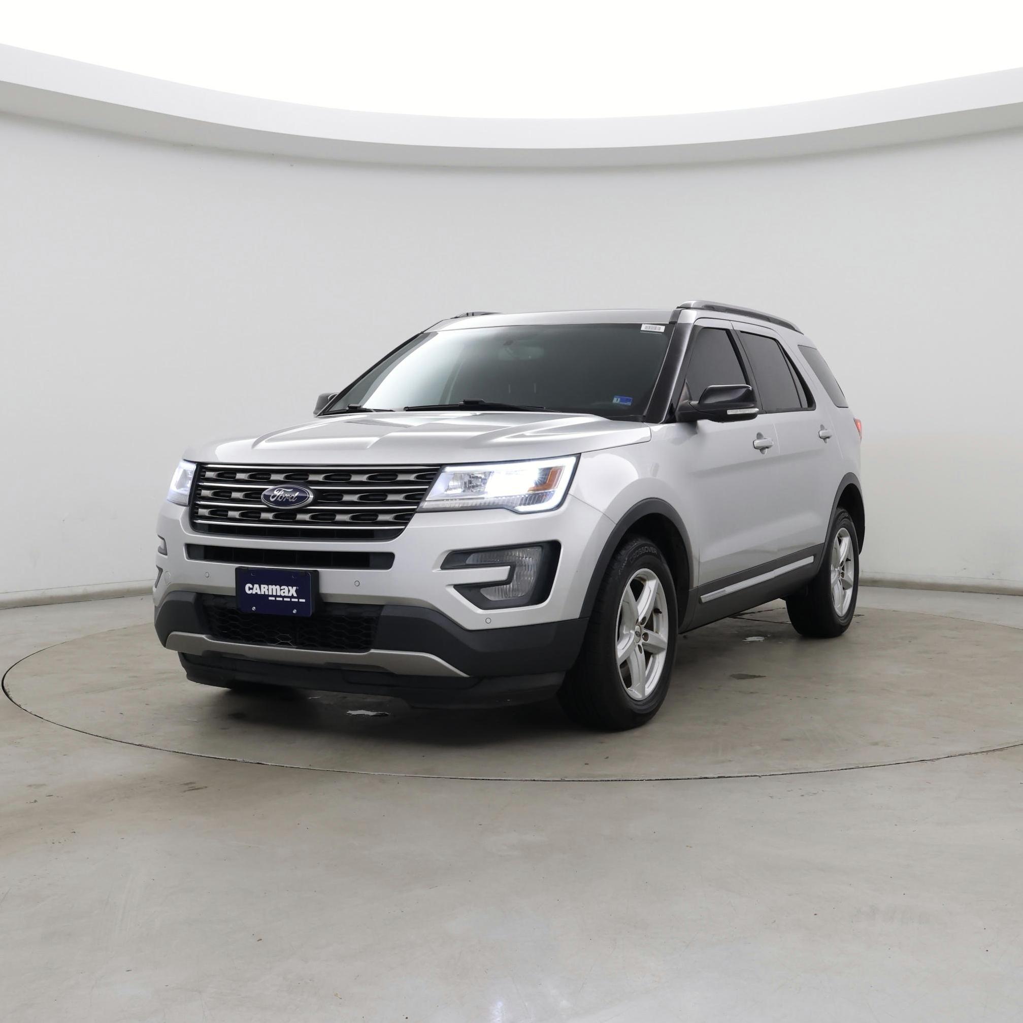 Thumbnail: 2017 Ford Explorer - 4