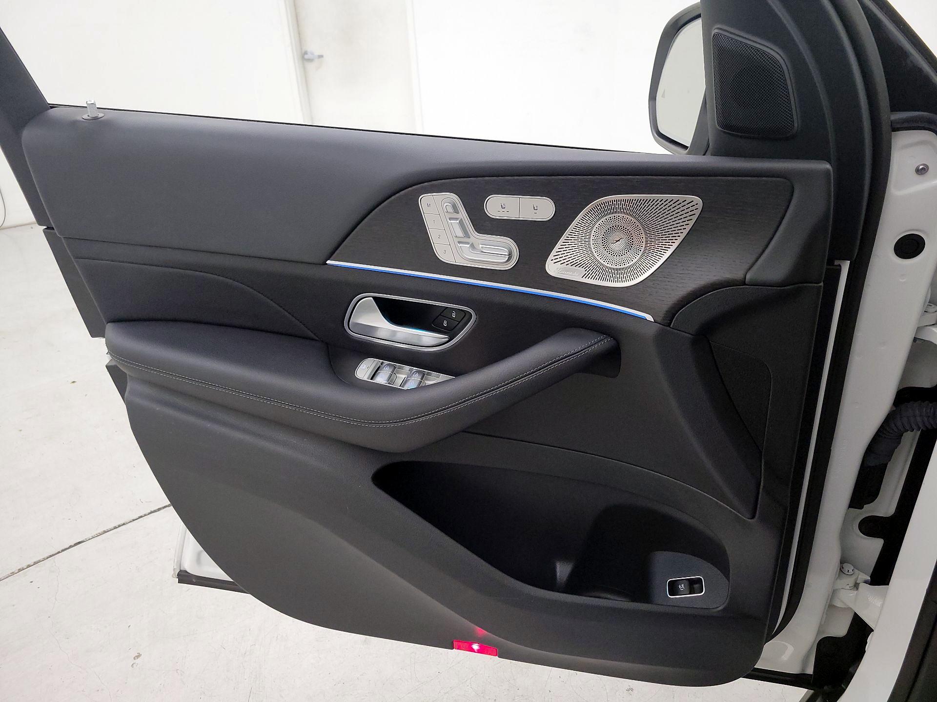 Thumbnail: 2023 Mercedes-Benz GLE - 12