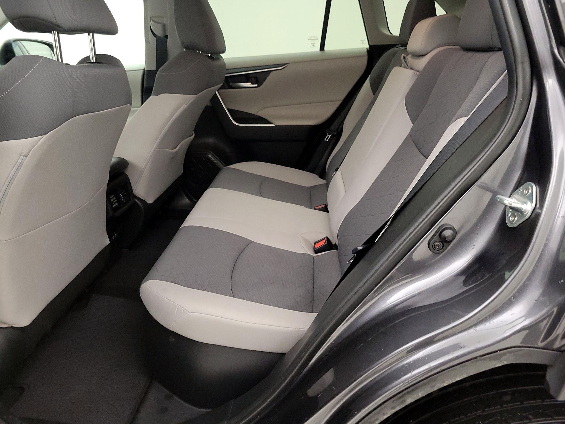 Thumbnail: 2020 Toyota RAV4 - 20