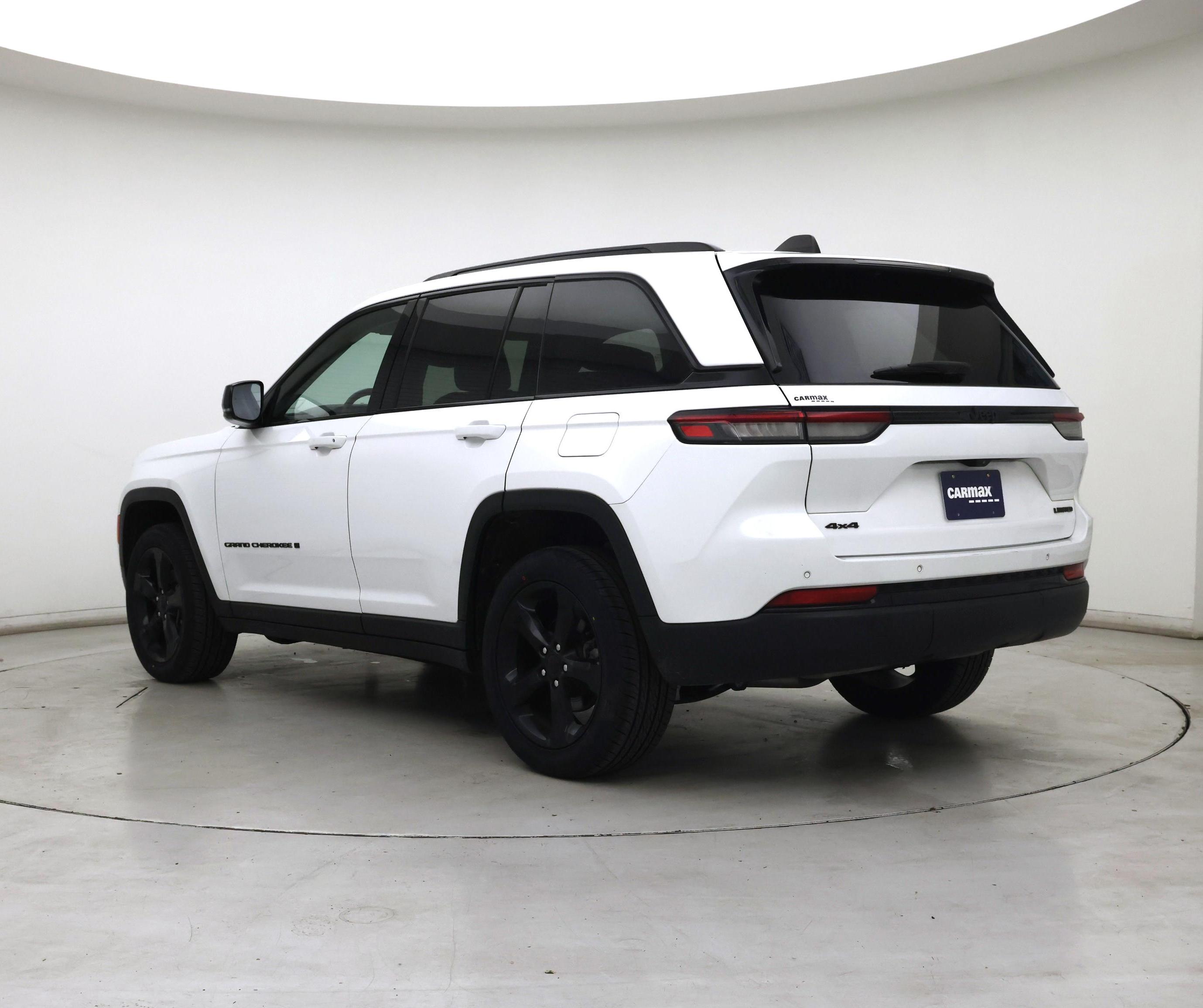 Thumbnail: 2023 Jeep Grand Cherokee - 2