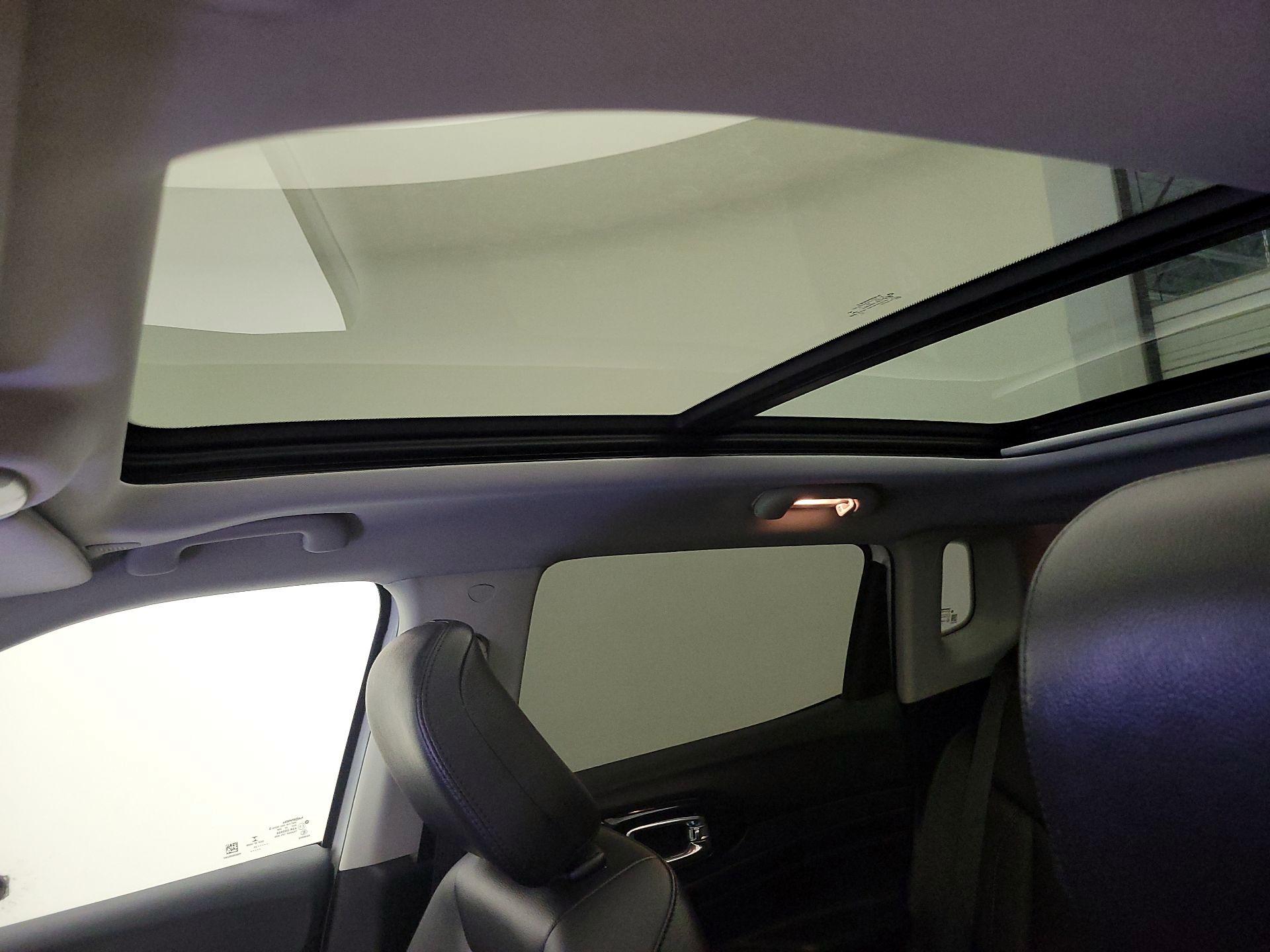 Thumbnail: 2022 Jeep Compass - 19