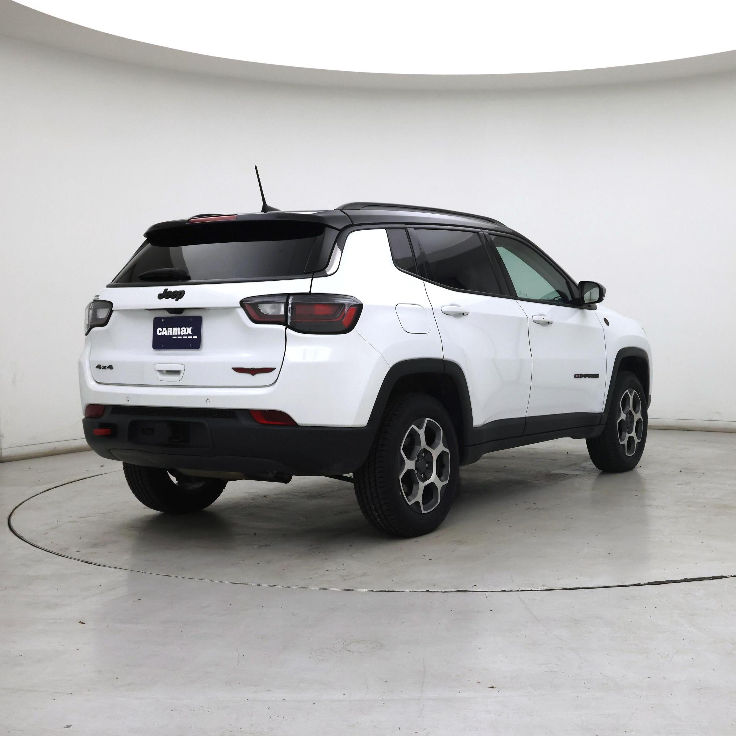 Thumbnail: 2022 Jeep Compass - 8