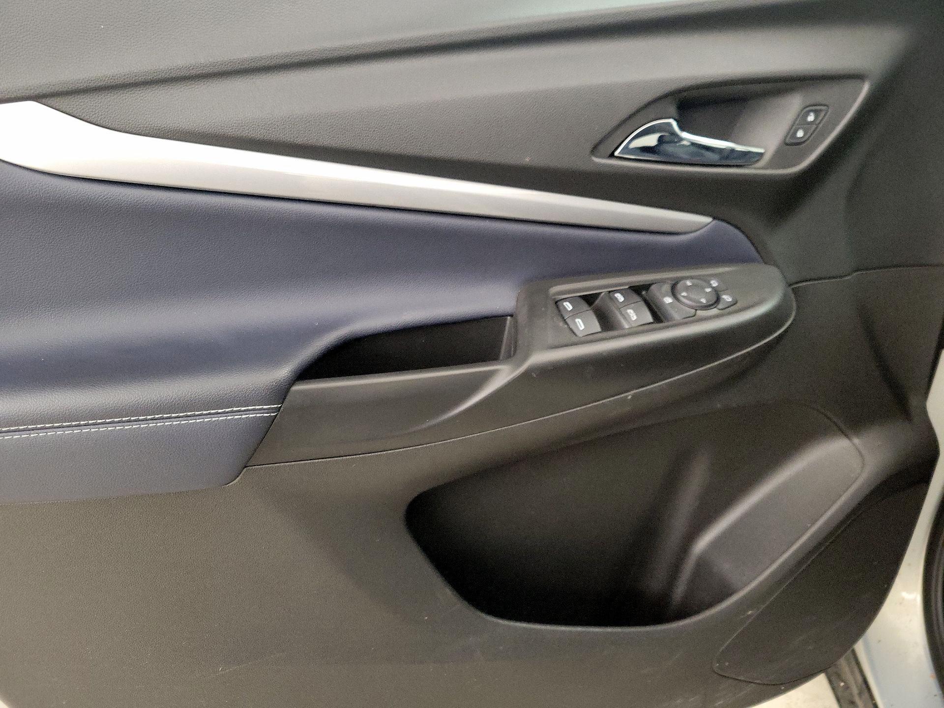 Thumbnail: 2022 Chevrolet Bolt EUV - 12