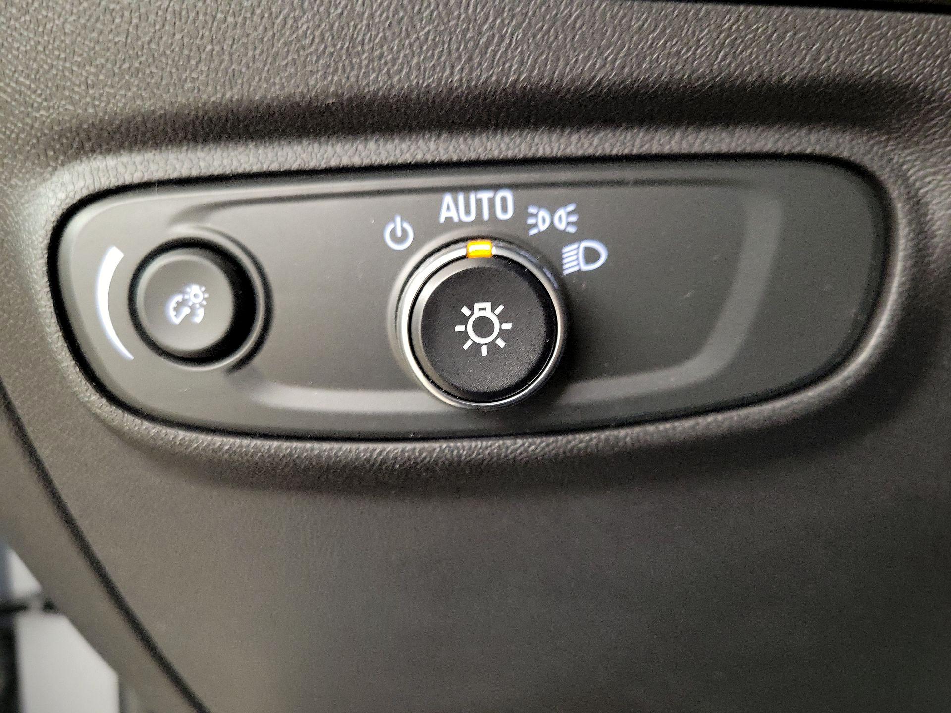 Thumbnail: 2023 Chevrolet Equinox - 13