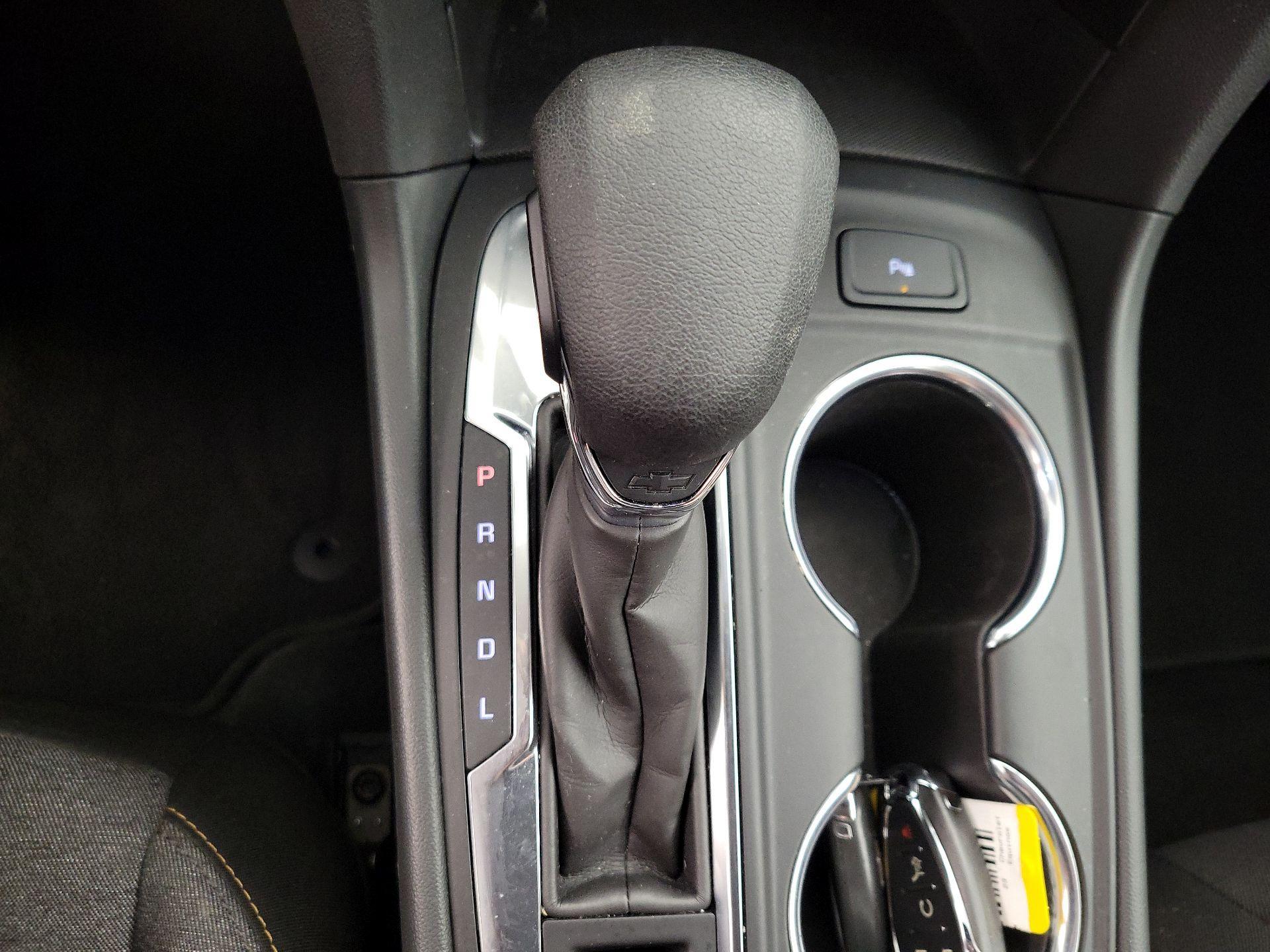 Thumbnail: 2023 Chevrolet Equinox - 17