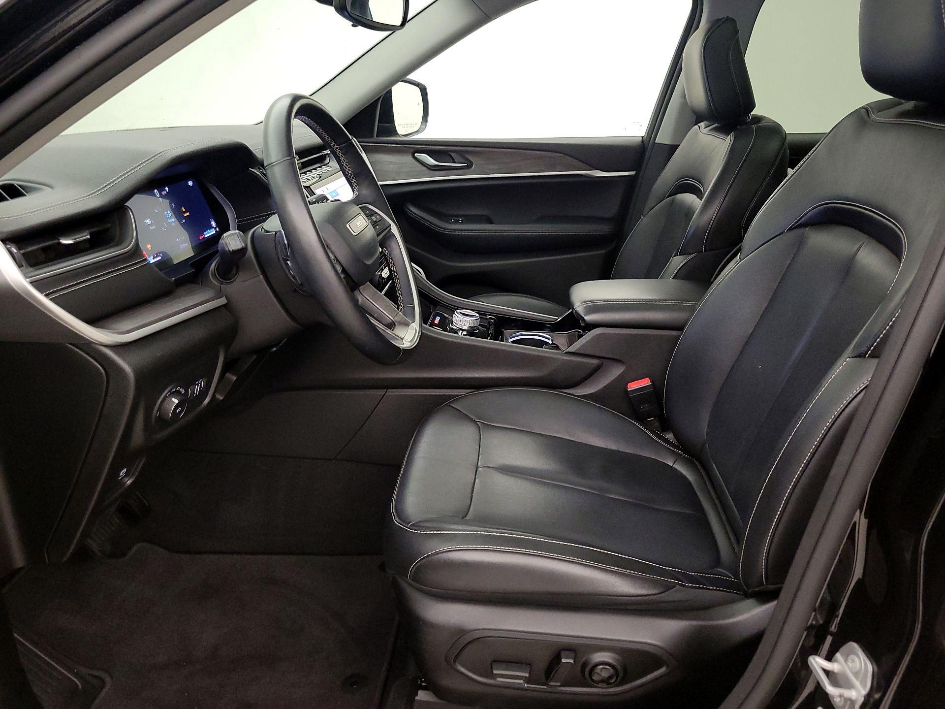 Thumbnail: 2022 Jeep Grand Cherokee L - 11