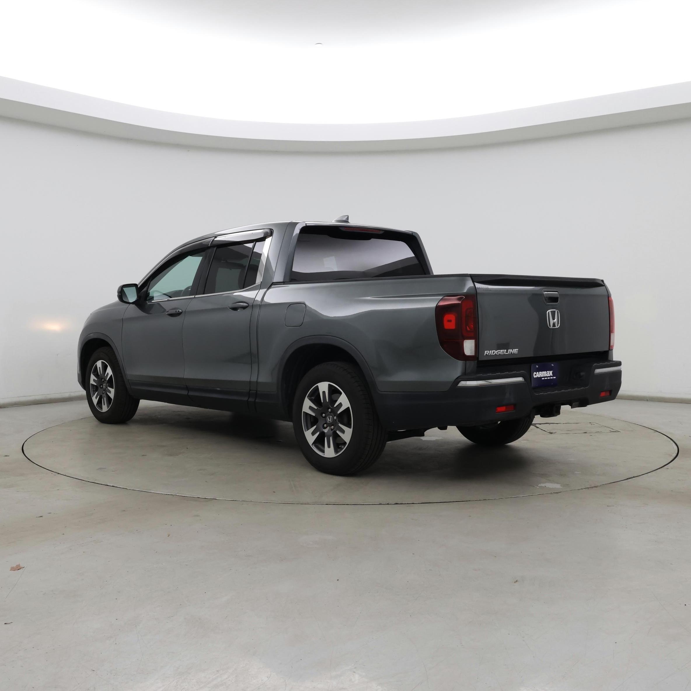 Thumbnail: 2017 Honda Ridgeline - 2