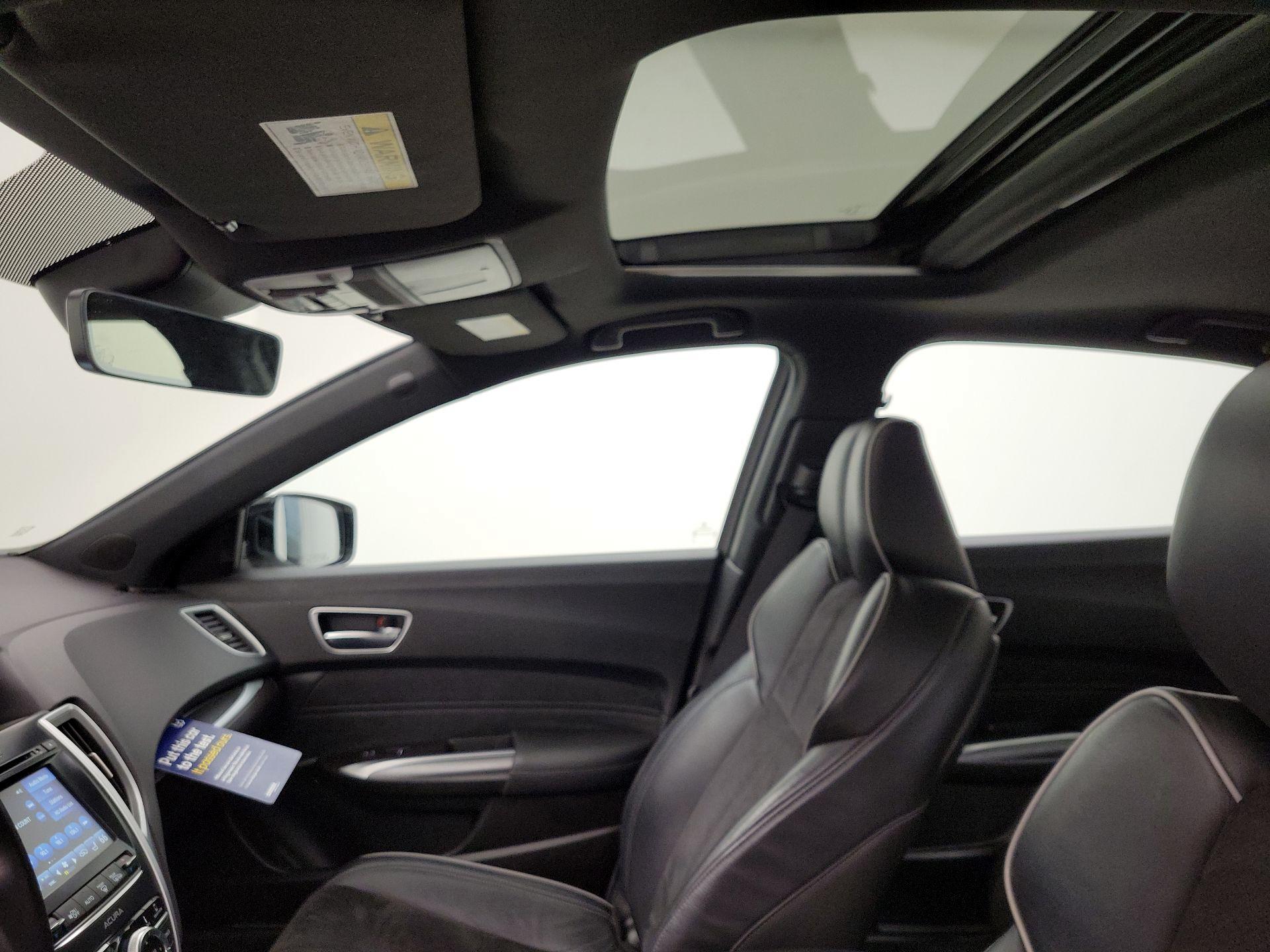 Thumbnail: 2018 Acura TLX - 20