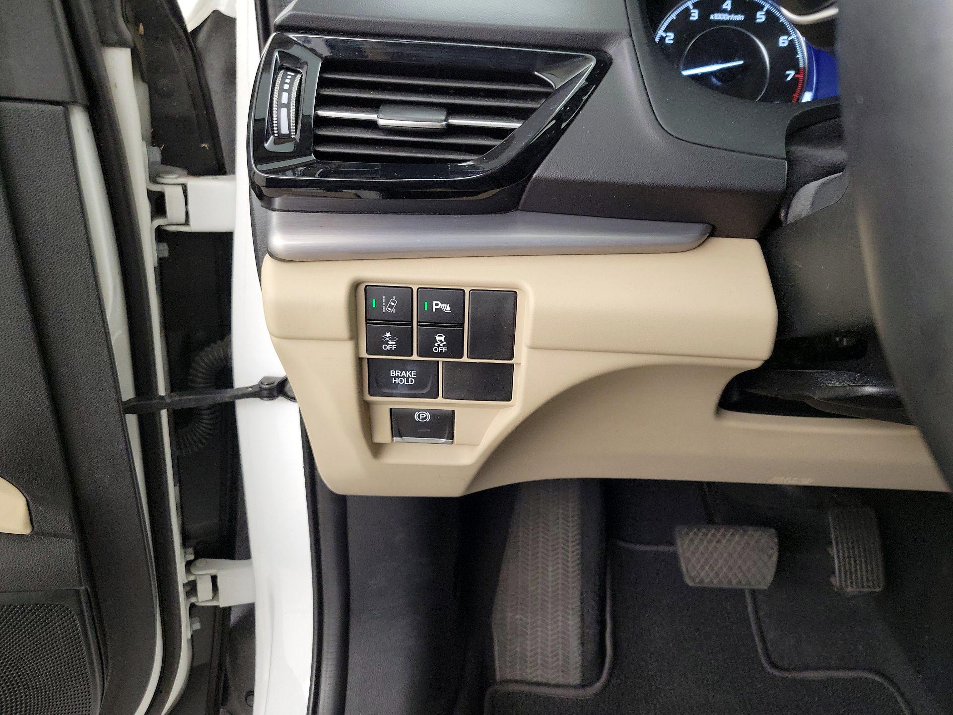 Thumbnail: 2019 Acura RDX - 13