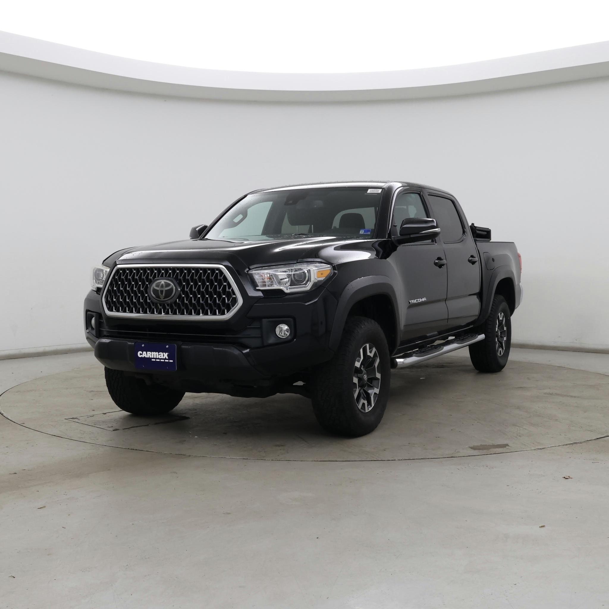 Thumbnail: 2019 Toyota Tacoma - 4