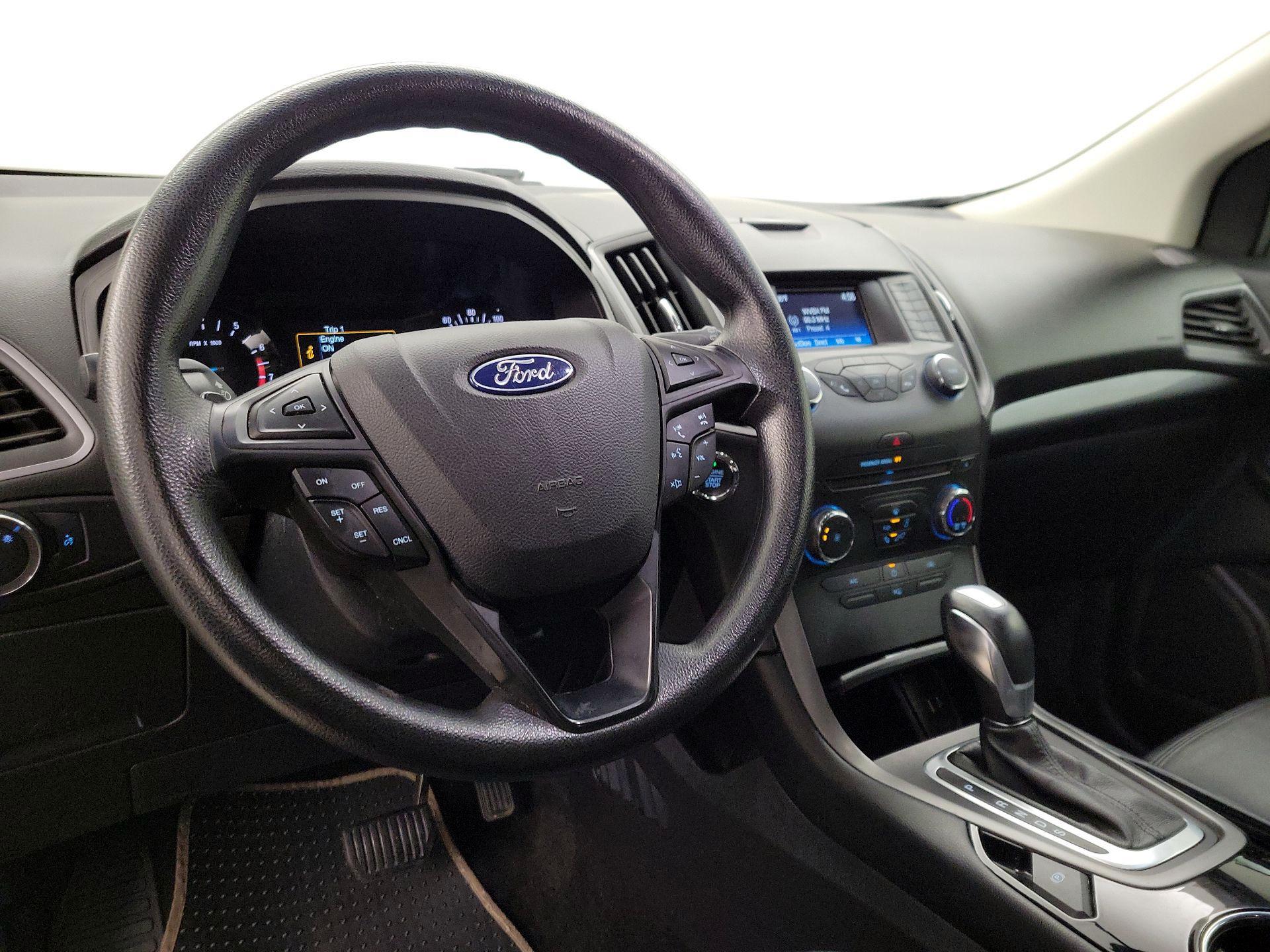 Thumbnail: 2018 Ford Edge - 9