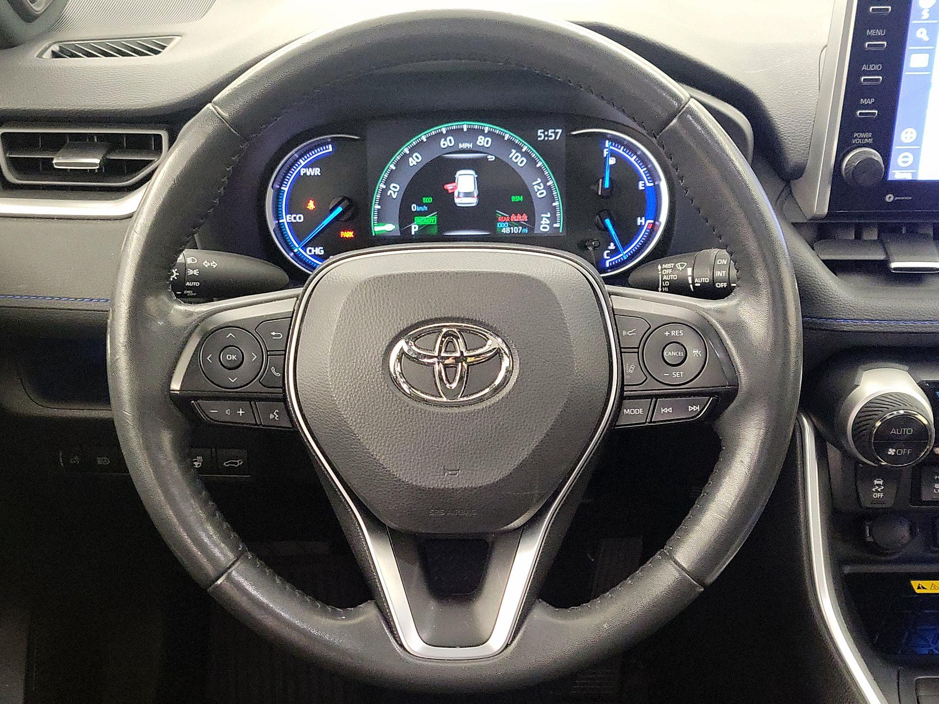 Thumbnail: 2022 Toyota RAV4 - 10