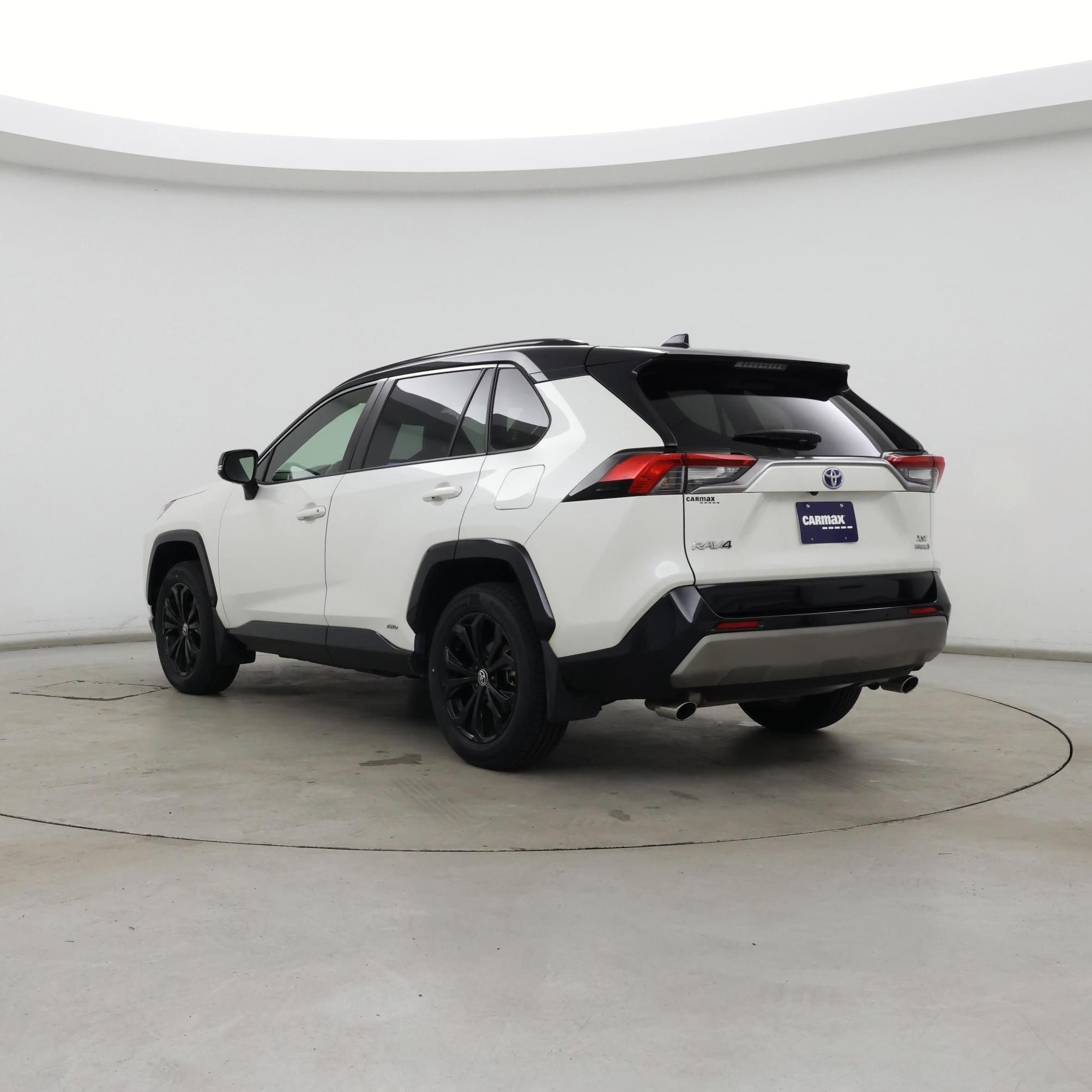 Thumbnail: 2022 Toyota RAV4 - 2