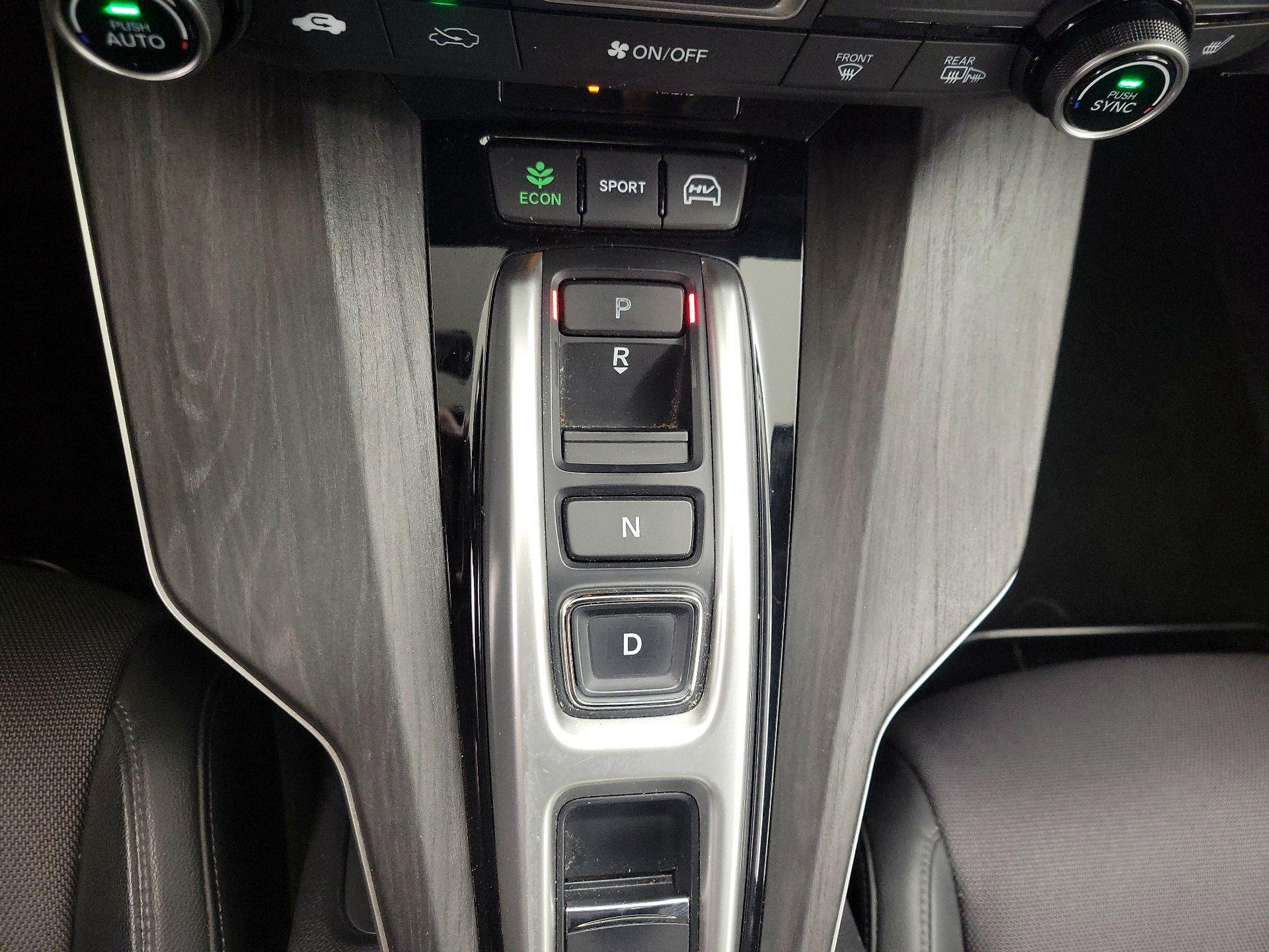 Thumbnail: 2018 Honda Clarity - 17