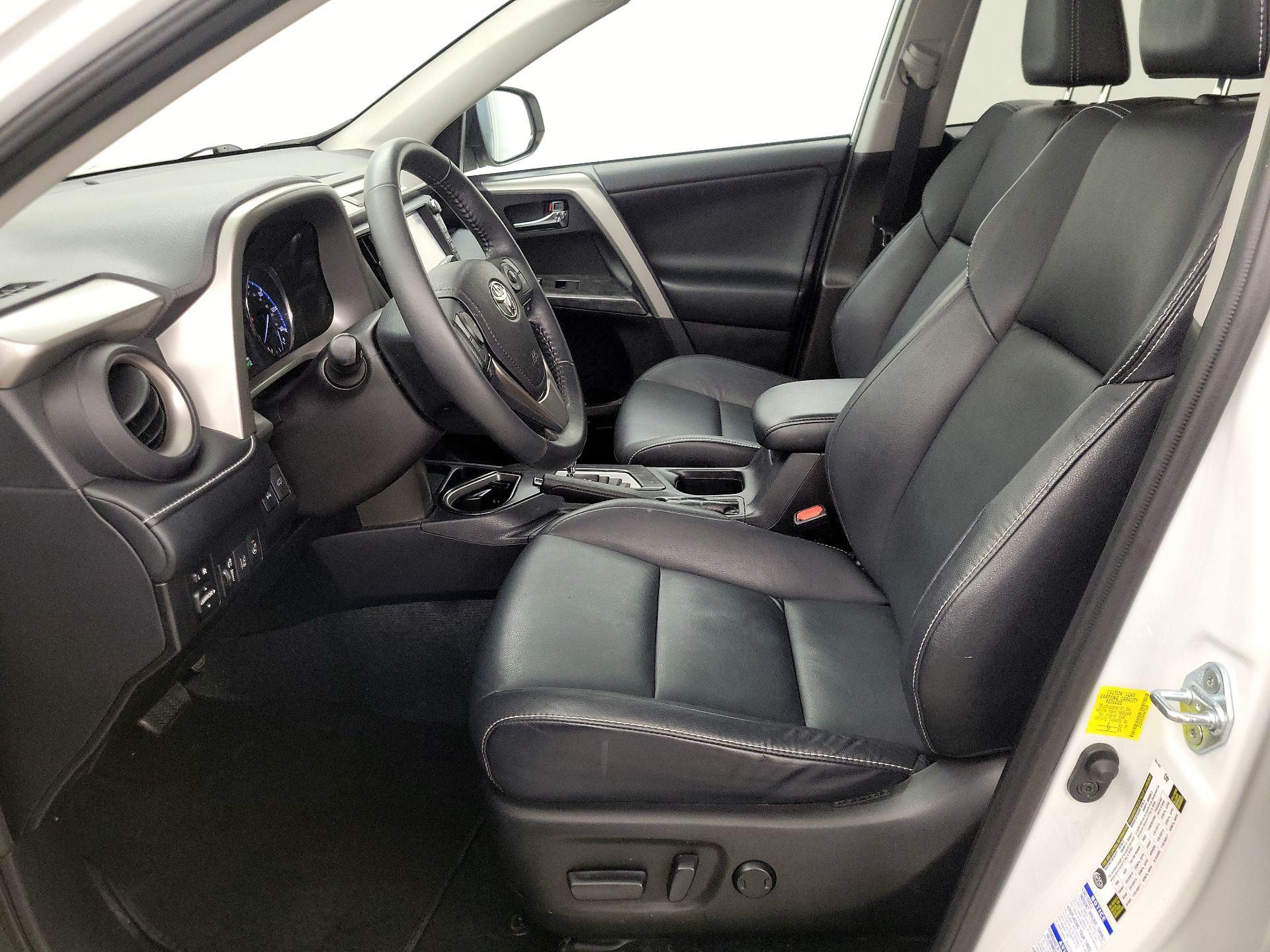 Thumbnail: 2017 Toyota RAV4 - 11