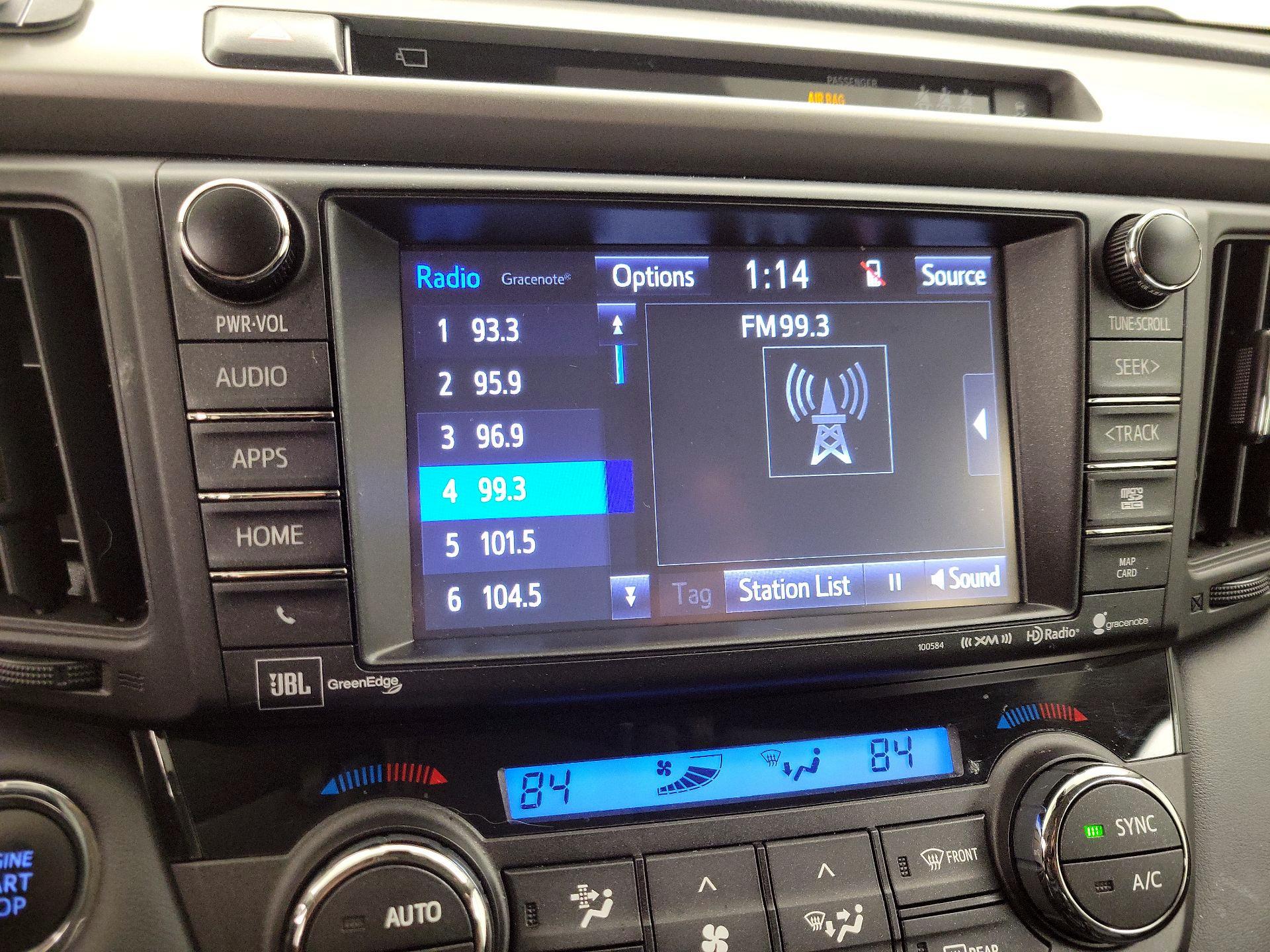 Thumbnail: 2017 Toyota RAV4 - 15