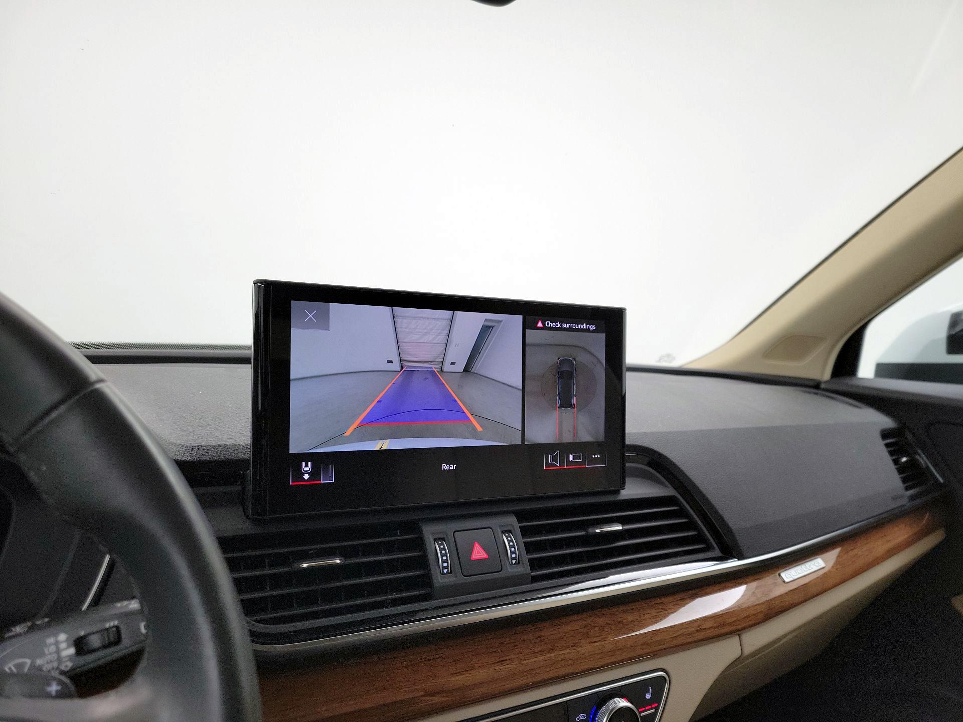 Thumbnail: 2023 Audi Q5 - 15